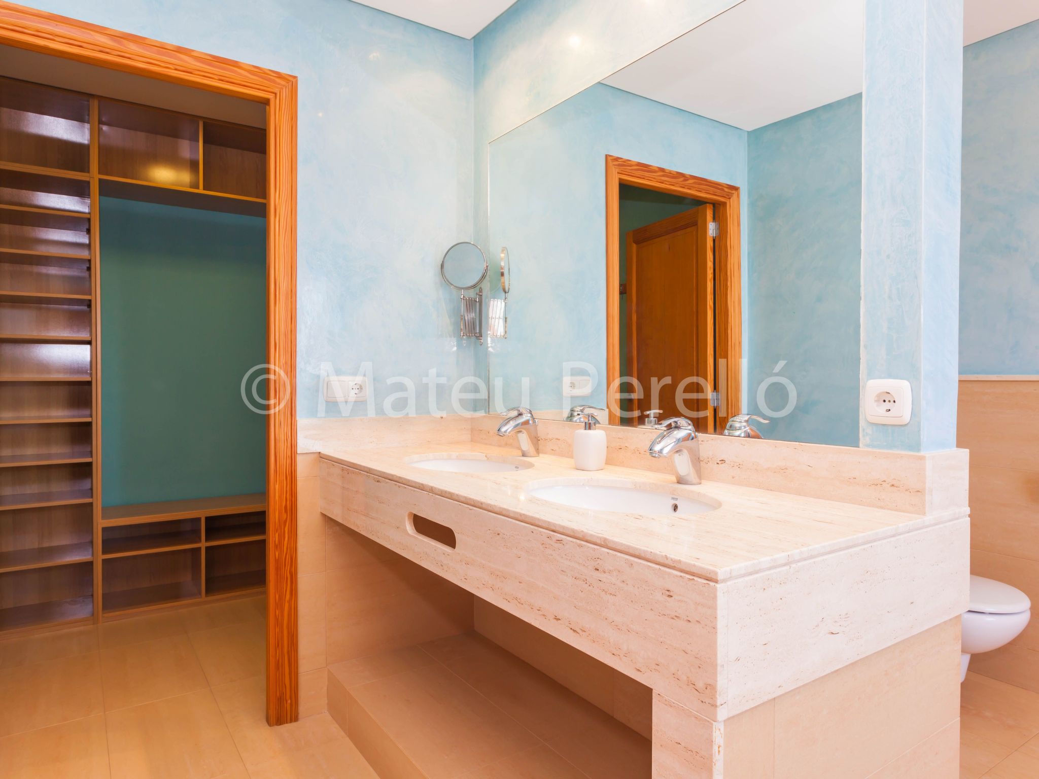 Villa mit 5 Schlafzimmern und Pool auf dem Lande-Binnen