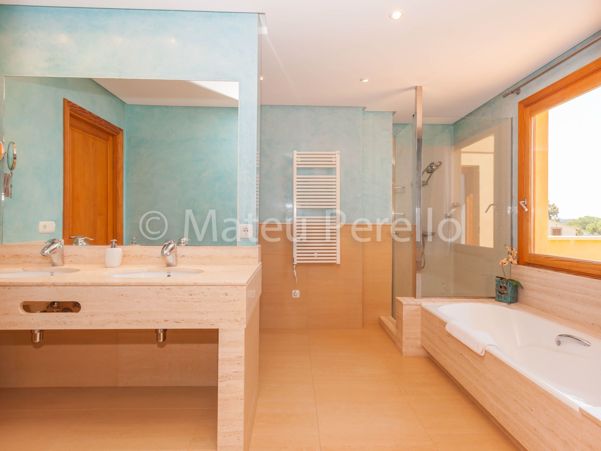 Villa mit 5 Schlafzimmern und Pool auf dem Lande-Binnen