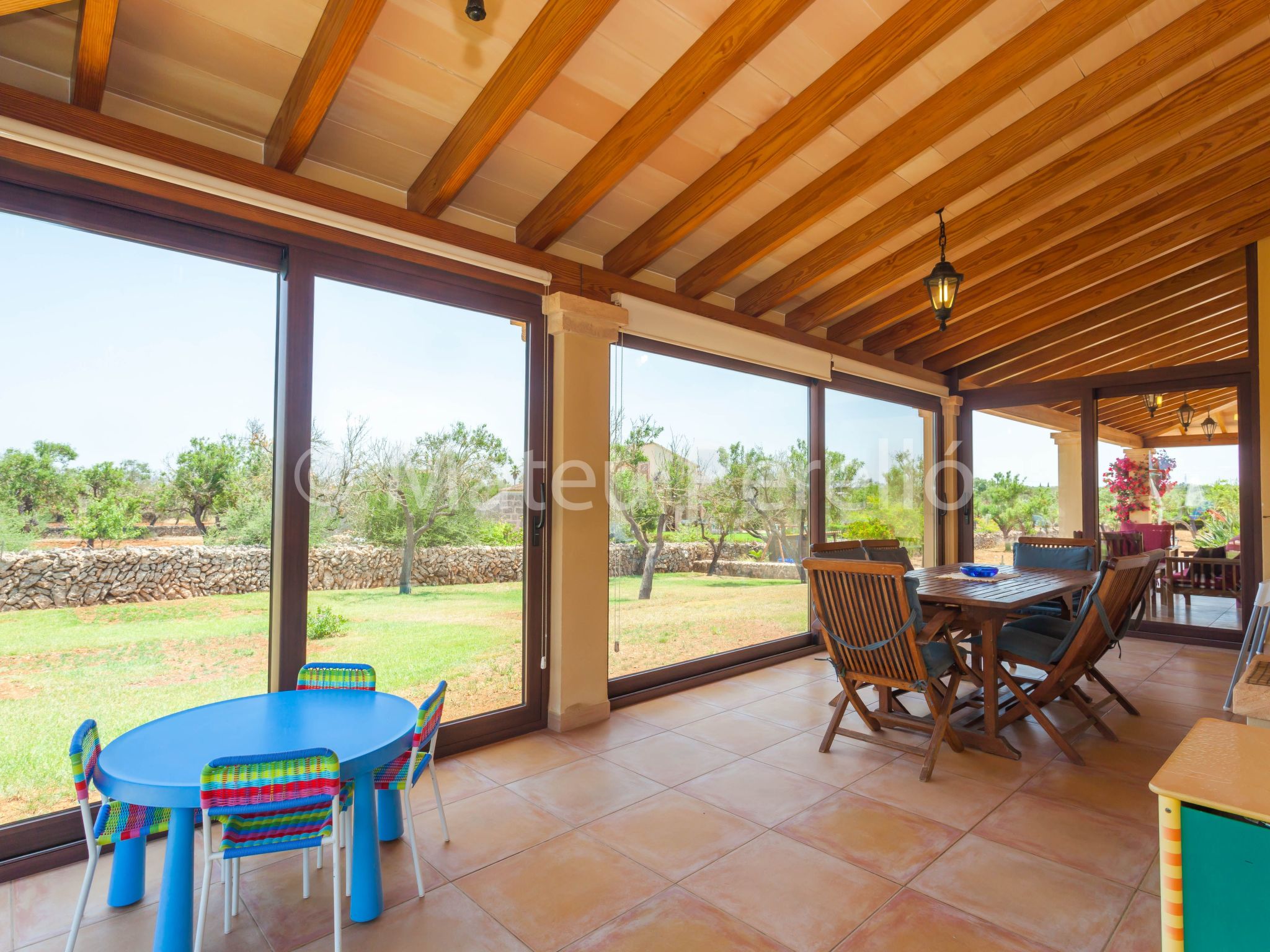 Villa mit 5 Schlafzimmern und Pool auf dem Lande