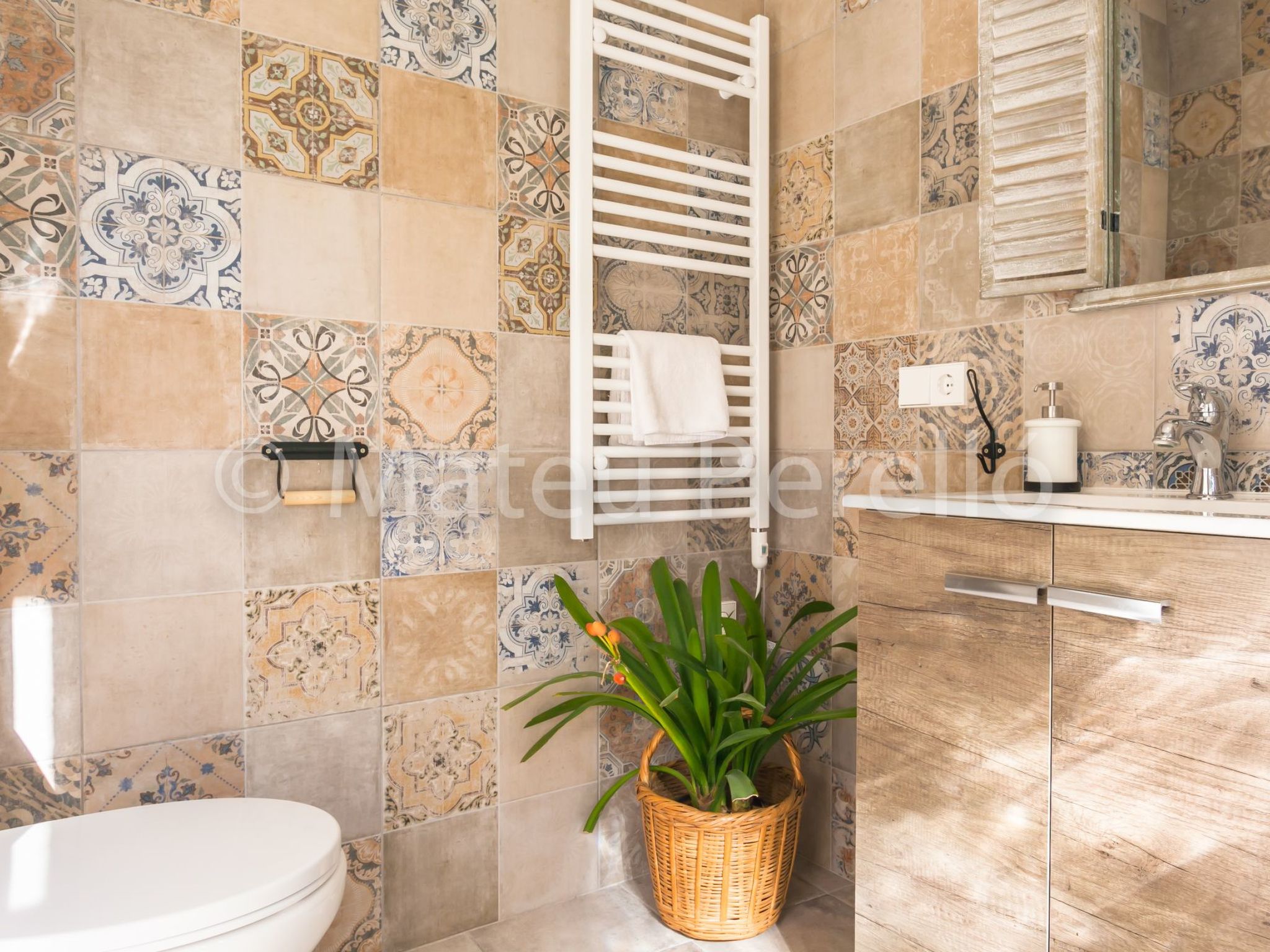 SLB-Stadthaus mit sonnigem Innenhof und Schwimmbad-Binnen