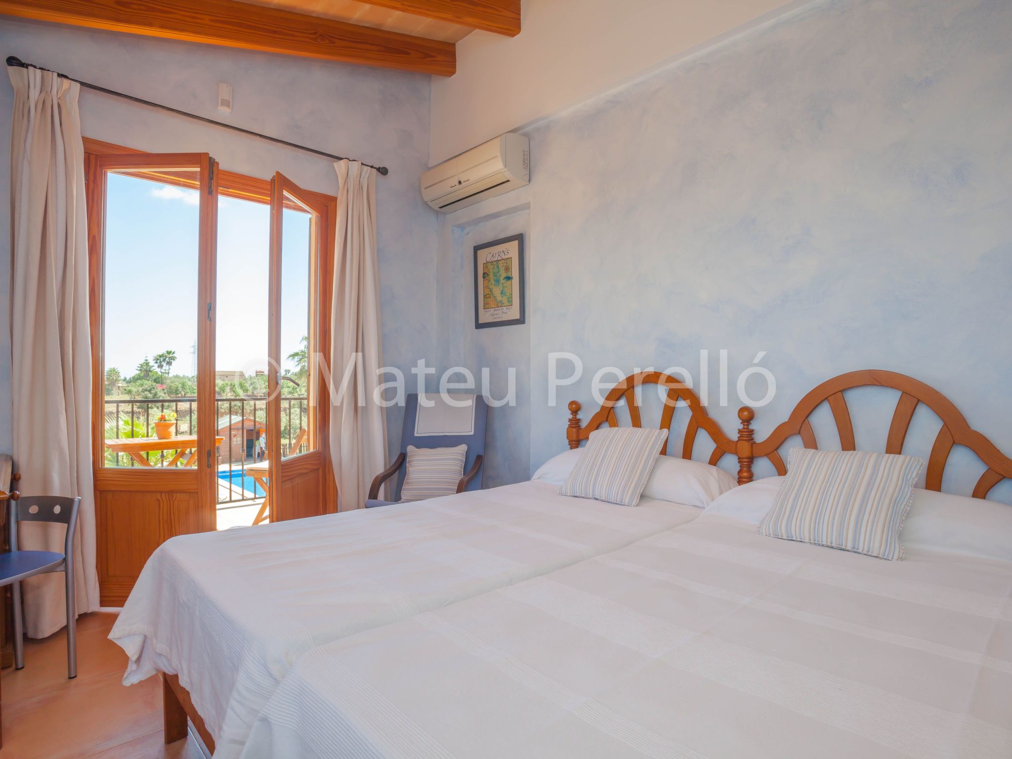 Villa mit 5 Schlafzimmern und Pool auf dem Lande-Binnen