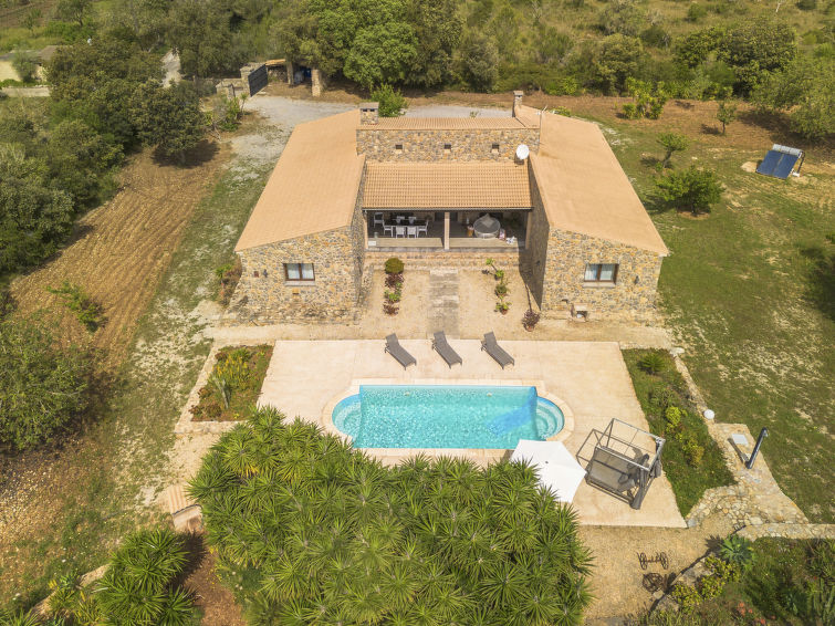 Vakantiehuis met open haard en privézwembad in Artà · 8 pers. in Artà