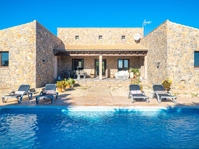 Search and Stay destination Illes Balears, IB - Spain from AU$ 596. Bellpuig