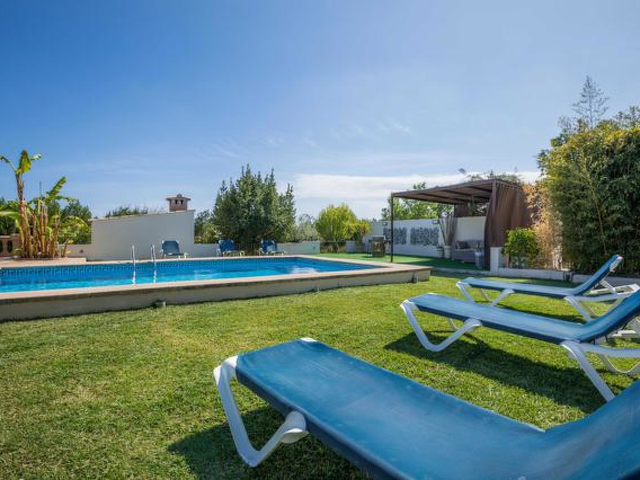 Schönes Ferienhaus in Artà mit Eigenem Pool - Buiten