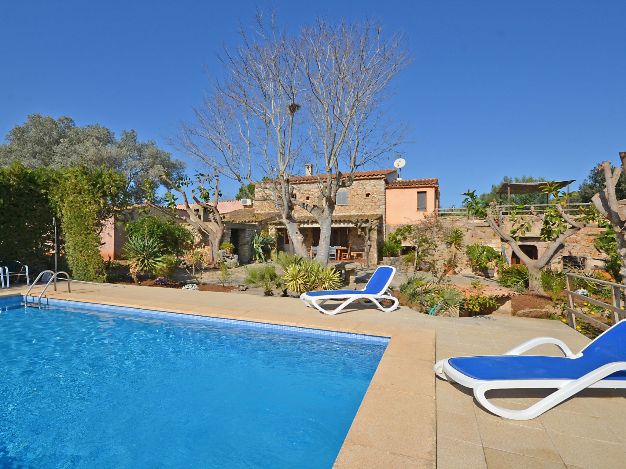 Maison Rafal baix – Piscine intérieure, photo 49 sur 52
