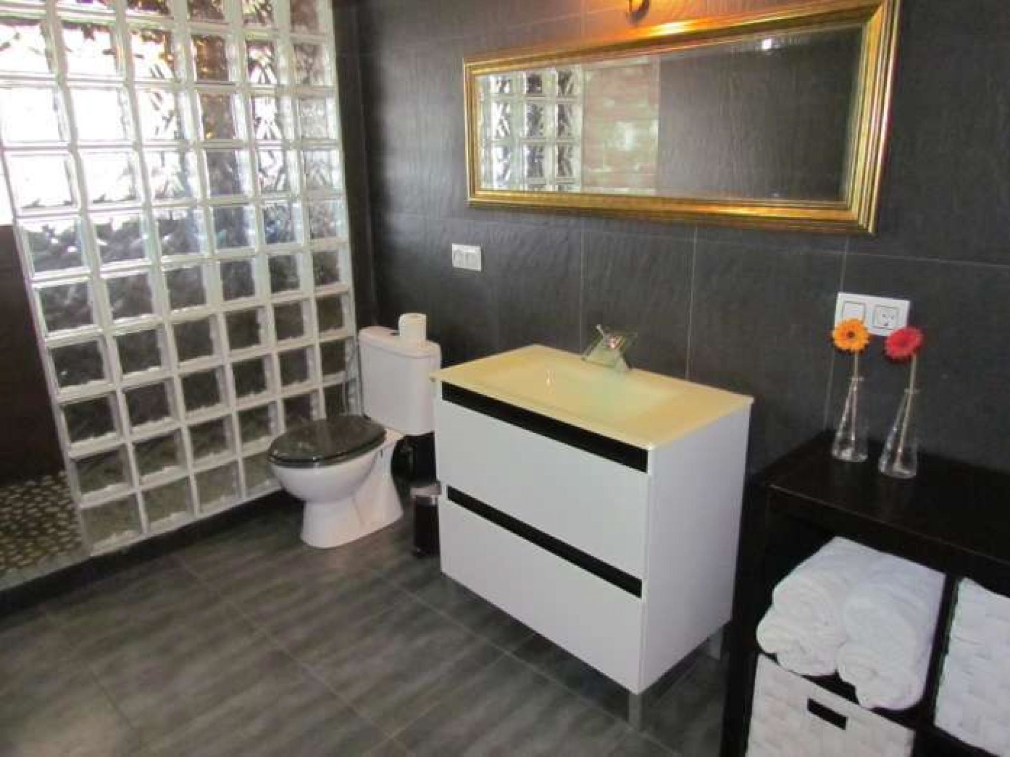 Photo of Villa VARNA -Casa en Capdepera- Piscina Privada- Barbacoa. Niños bienvenidos -