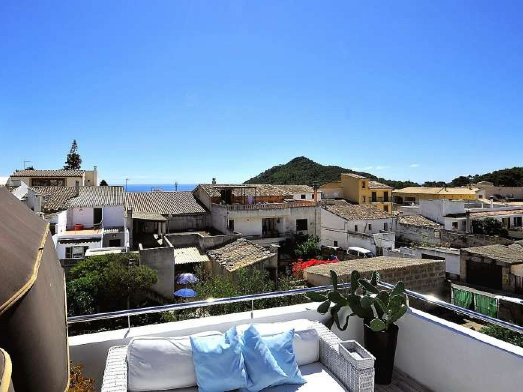 Photo of Villa VARNA -Casa en Capdepera- Piscina Privada- Barbacoa. Niños bienvenidos -