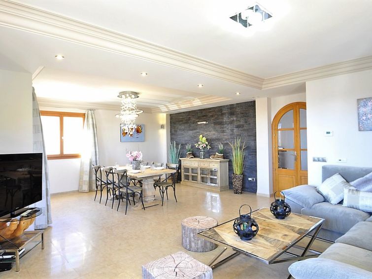 8-persoons vakantiehuis met privézwembad en meerzicht in Capdepera in Capdepera