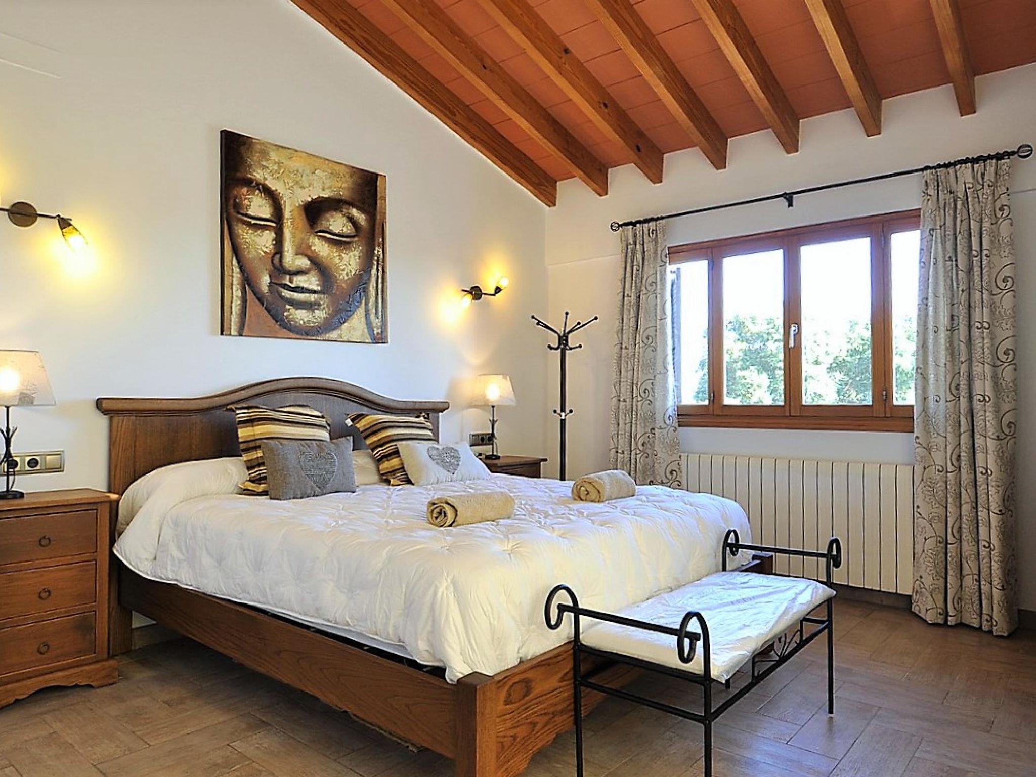 Photo of LAS COLUMNAS- Chalet al lado de la playa, wifi , piscina y bbq. Todos los publi