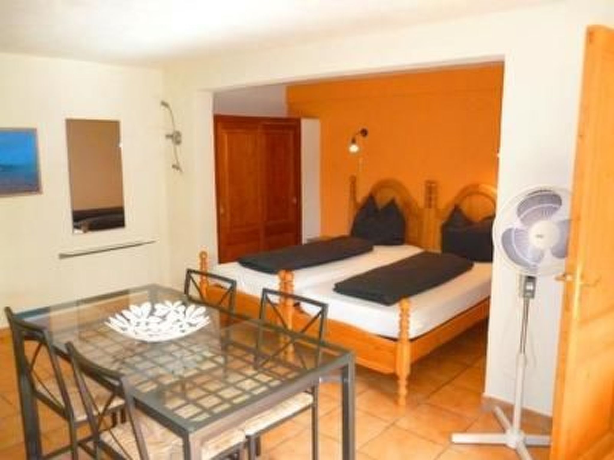 Mit Blick auf das Wasser