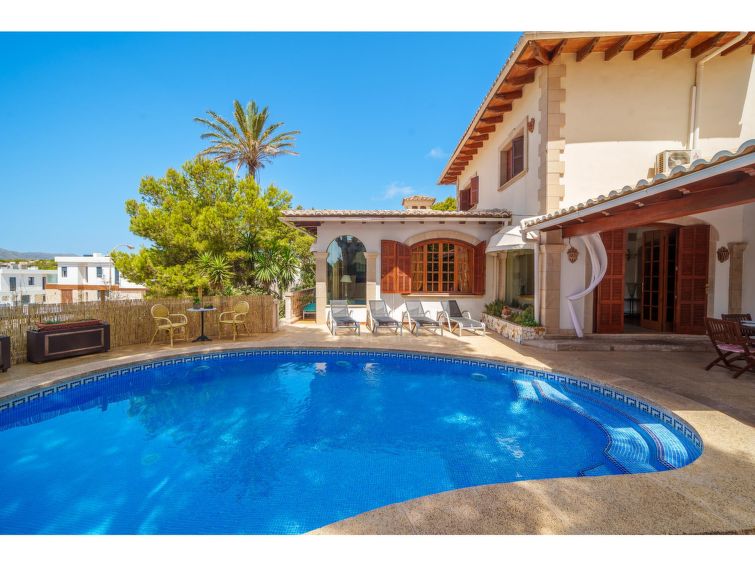 Vakantiehuis met open haard en privézwembad in Cala Ratjada in Cala Ratjada