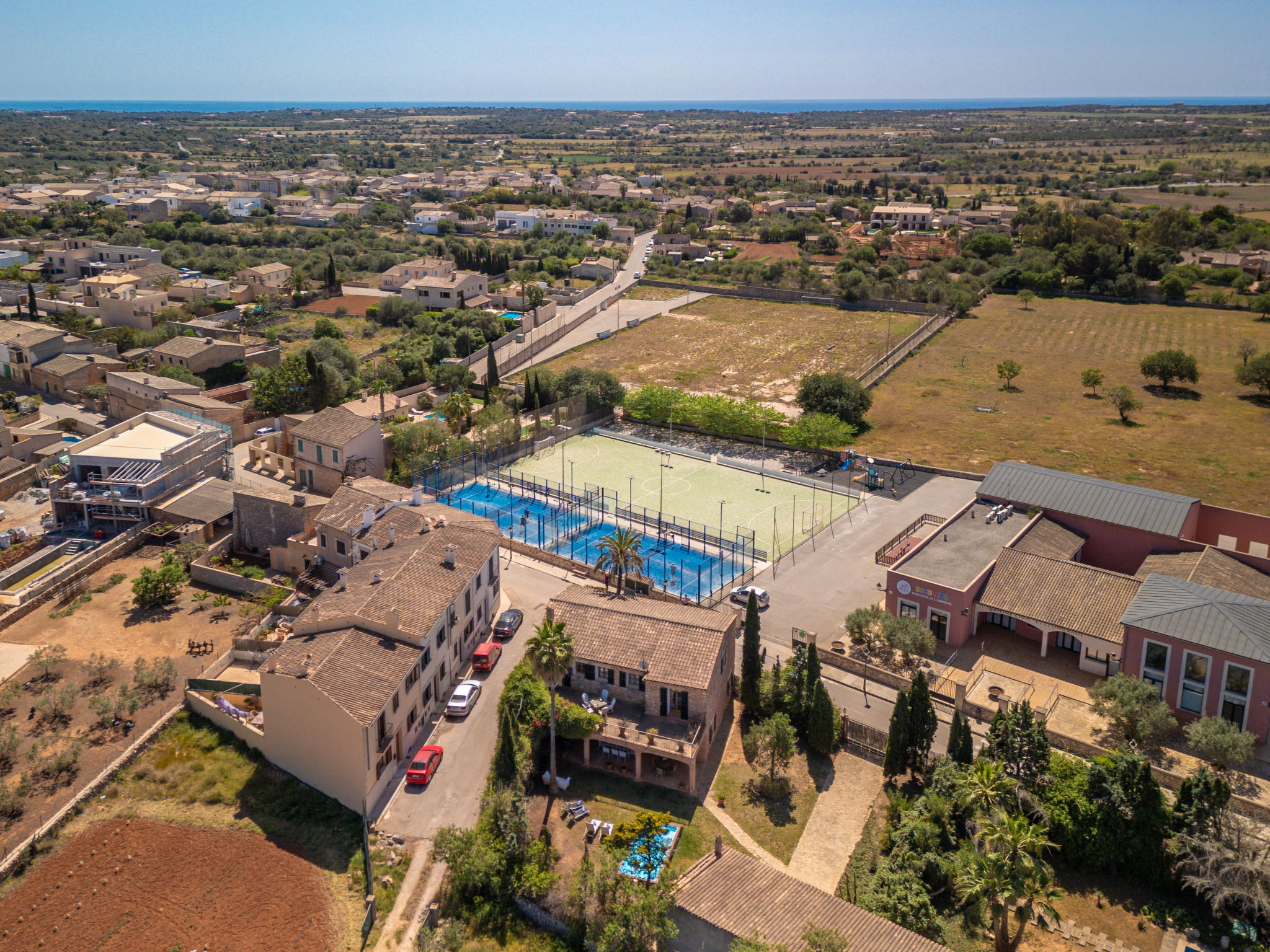 Gran Llombards — Pool Outdoor (4 of 48)