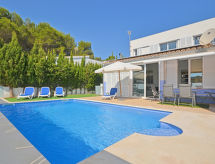 Sfeervol chalet met privézwembad op 400 meter van zee in Son Serra de Marina - thumbnail 4