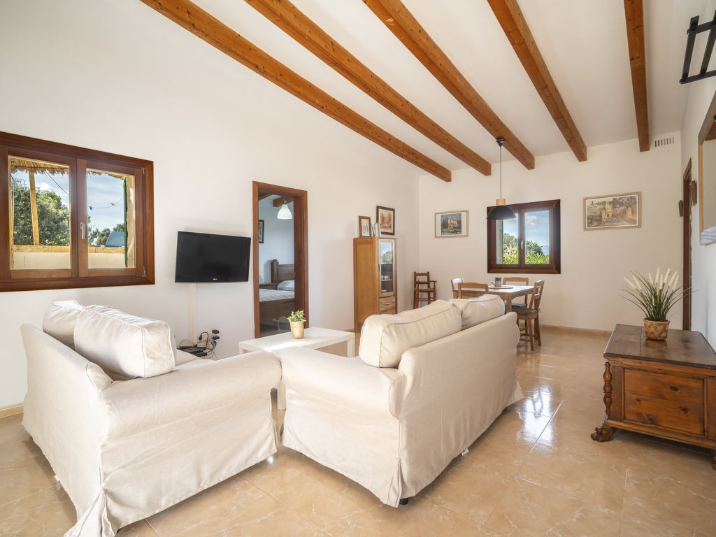 Son Ulari Petit — Living Room