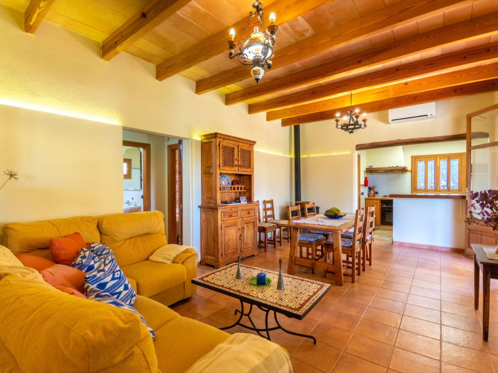 Es Coscolls — Living Room