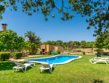 Casa de vacaciones Es Coscolls