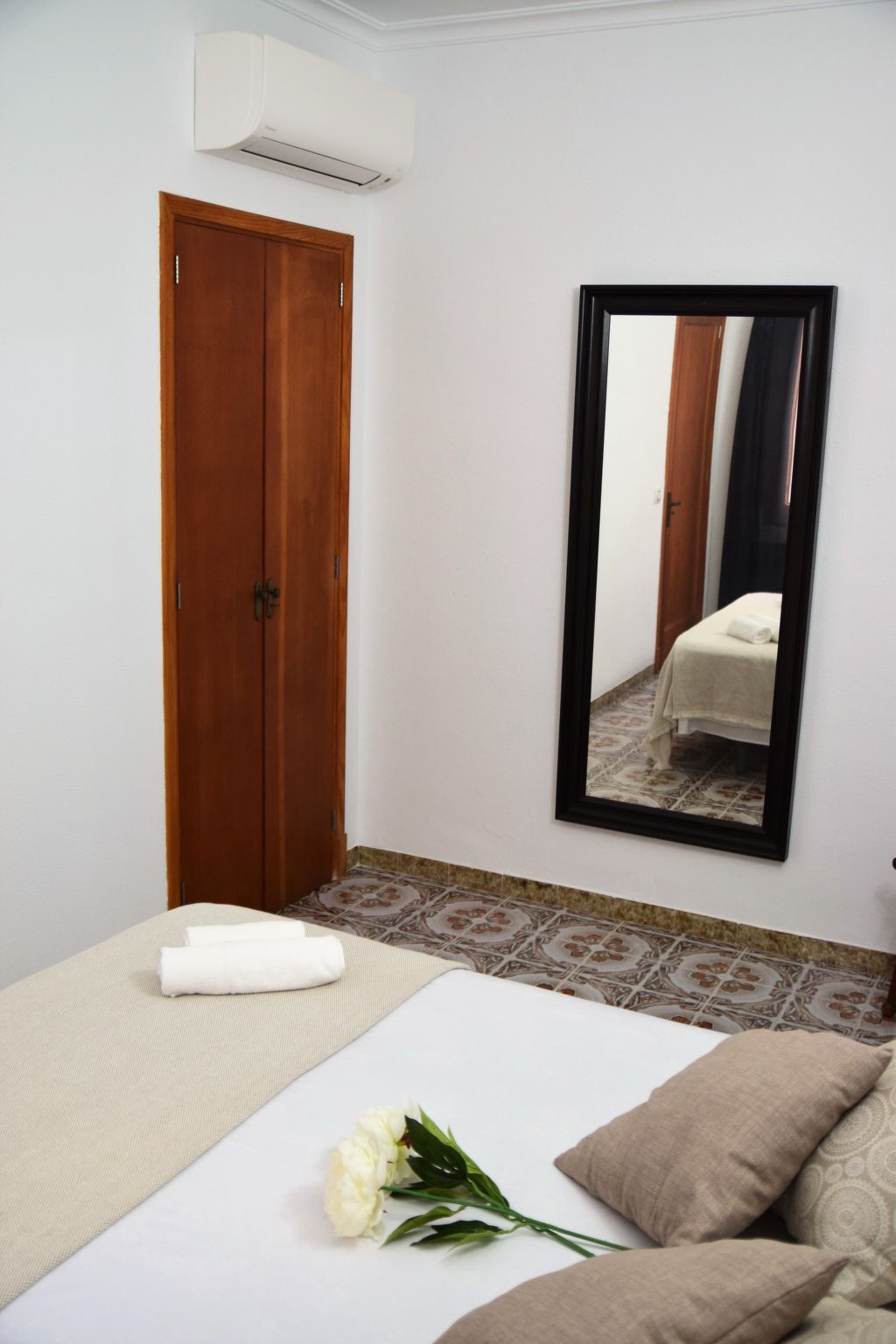 Ruhiges Haus 5 Min. vom Strand entfernt-Binnen