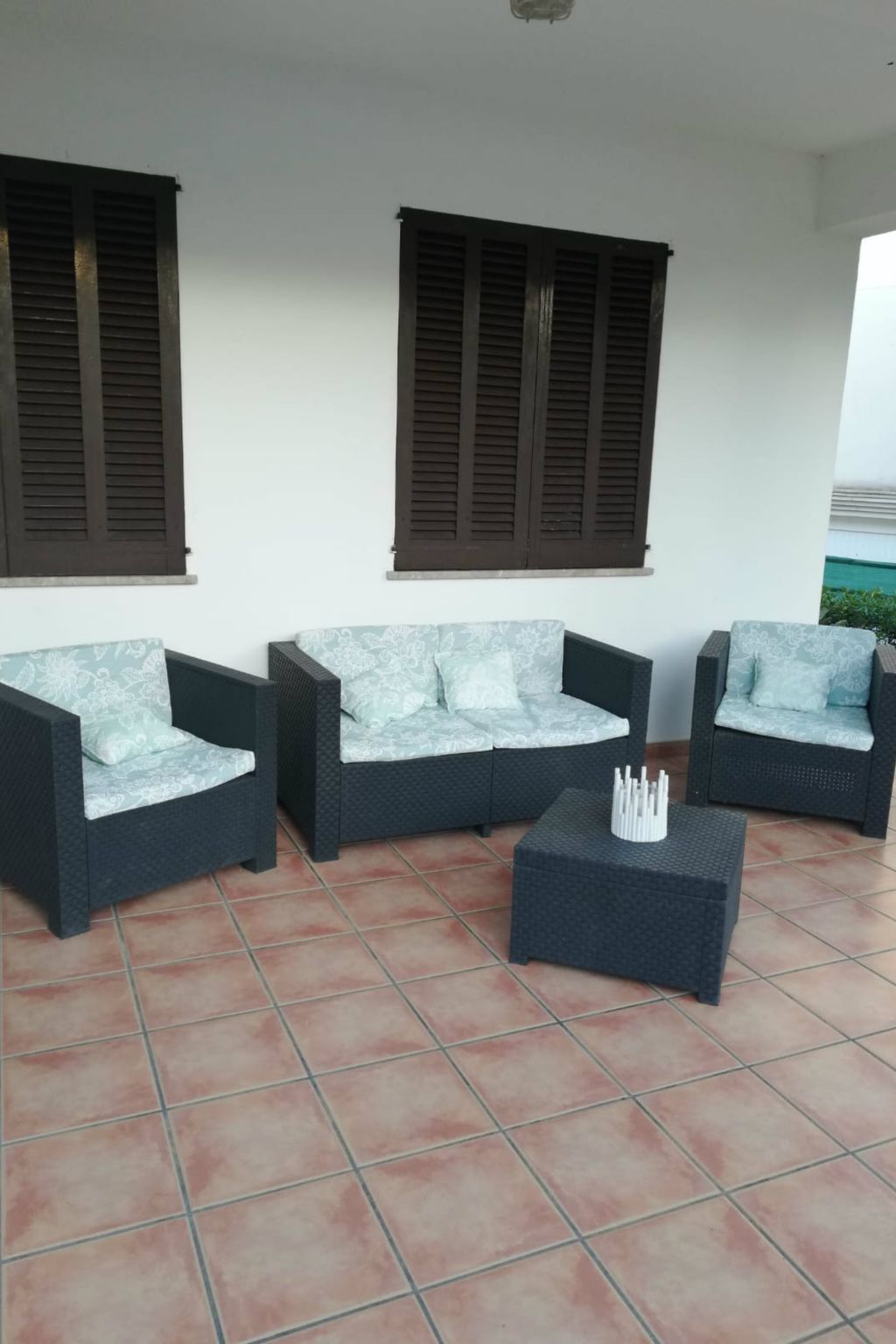 Für 2 Personen und 4 Kinder-Inside