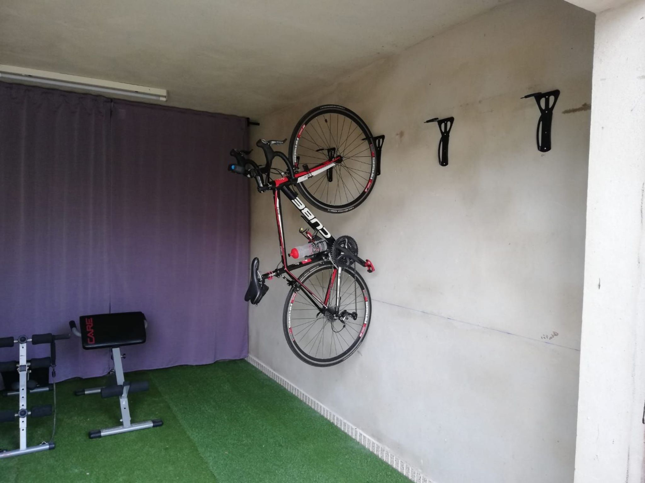 Für 2 Personen und 4 Kinder-Inside