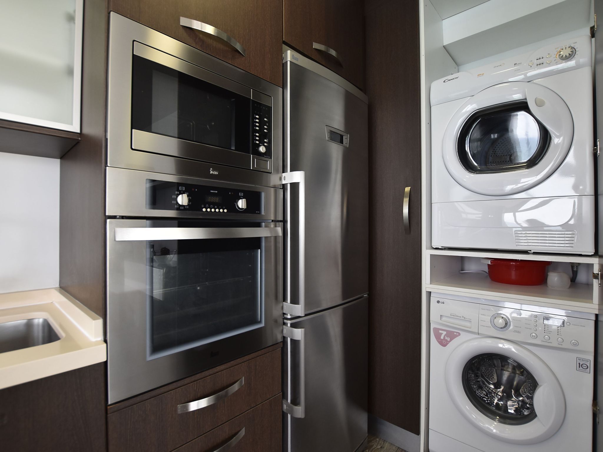 Moderne Wohnung vor dem Meer von Son Baulo-Drinnen