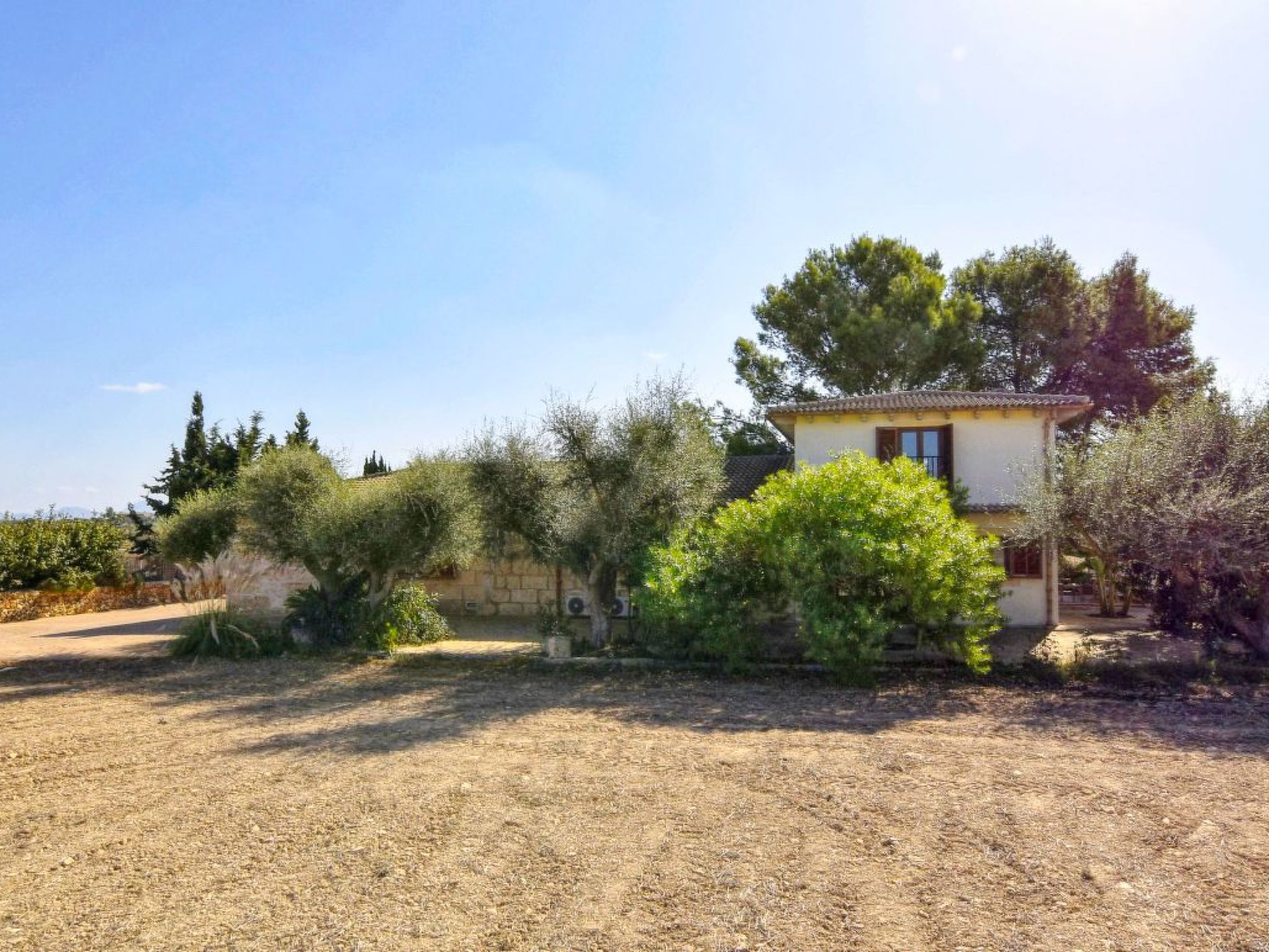 Modernes Landhaus mit Pool, Klimaanlage und WLAN nur 2 km vom Strand entfernt-Image-tags.info