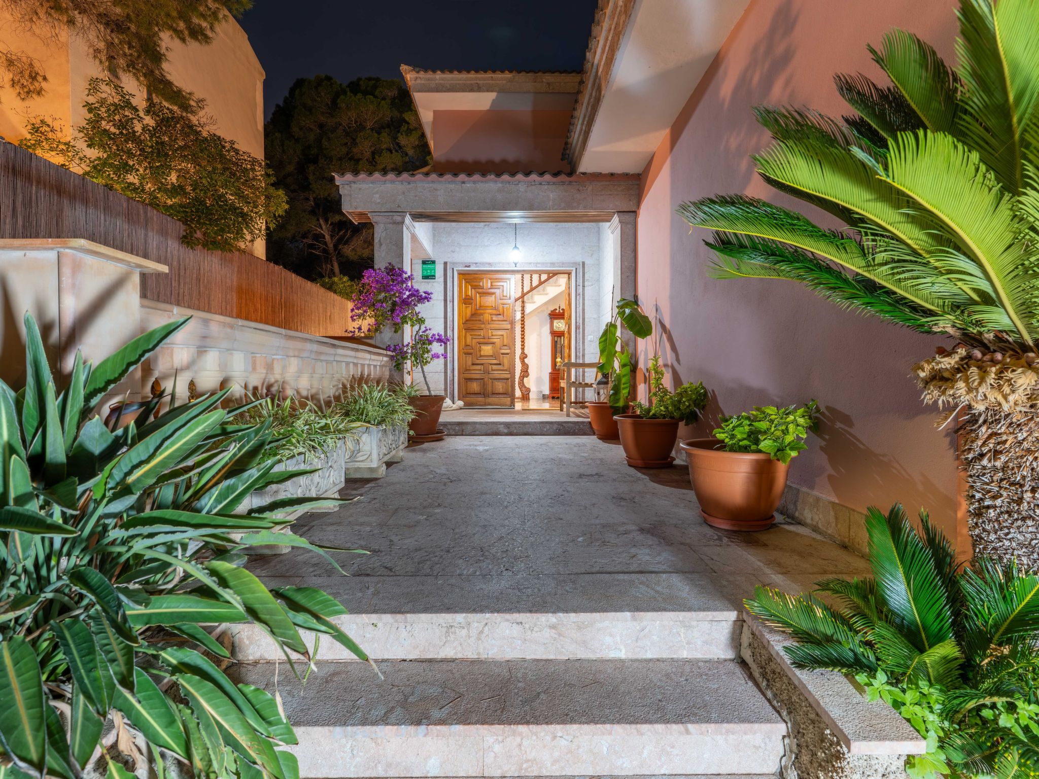 Villa Damar, Villa mit 5 Schlafzimmern und Schwimmbad.-Image-tags.info