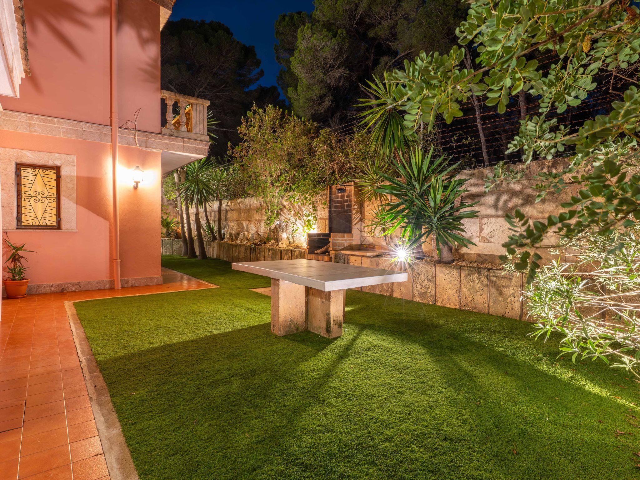 Villa Damar, Villa mit 5 Schlafzimmern und Schwimmbad.-Image-tags.info