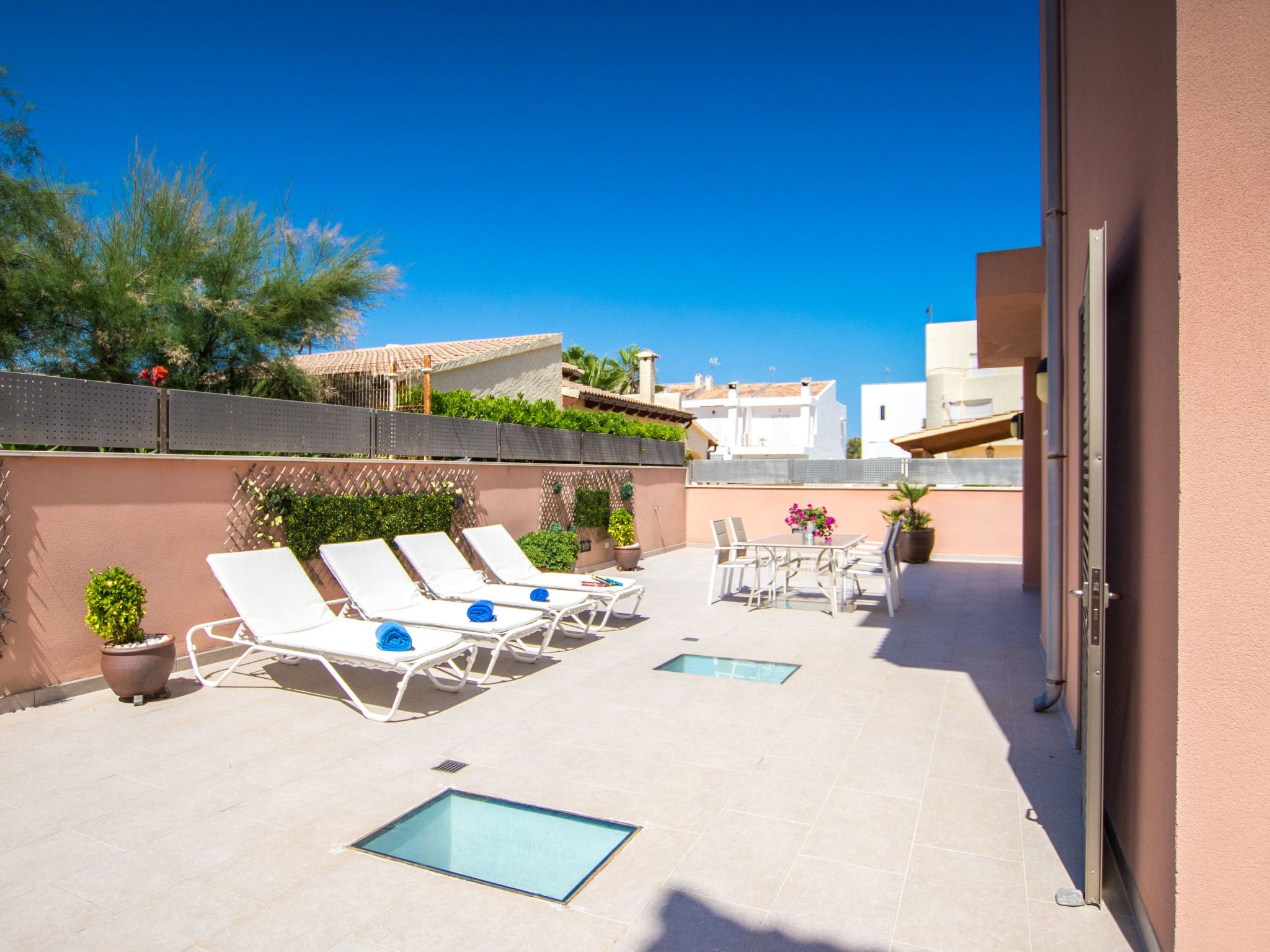 Freistehendes Haus direkt am Meer gelegen-Binnen