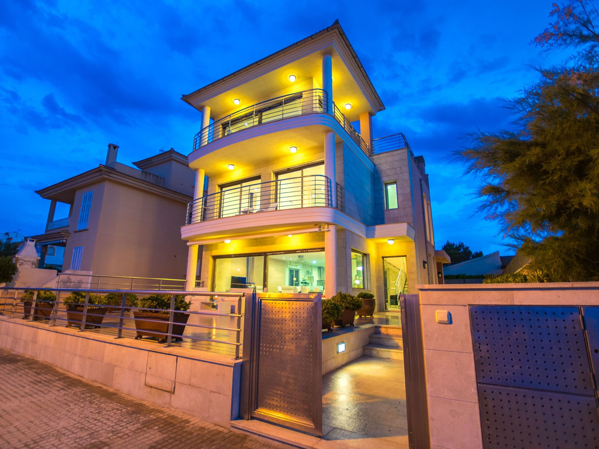 Freistehendes Haus direkt am Meer gelegen-Binnen