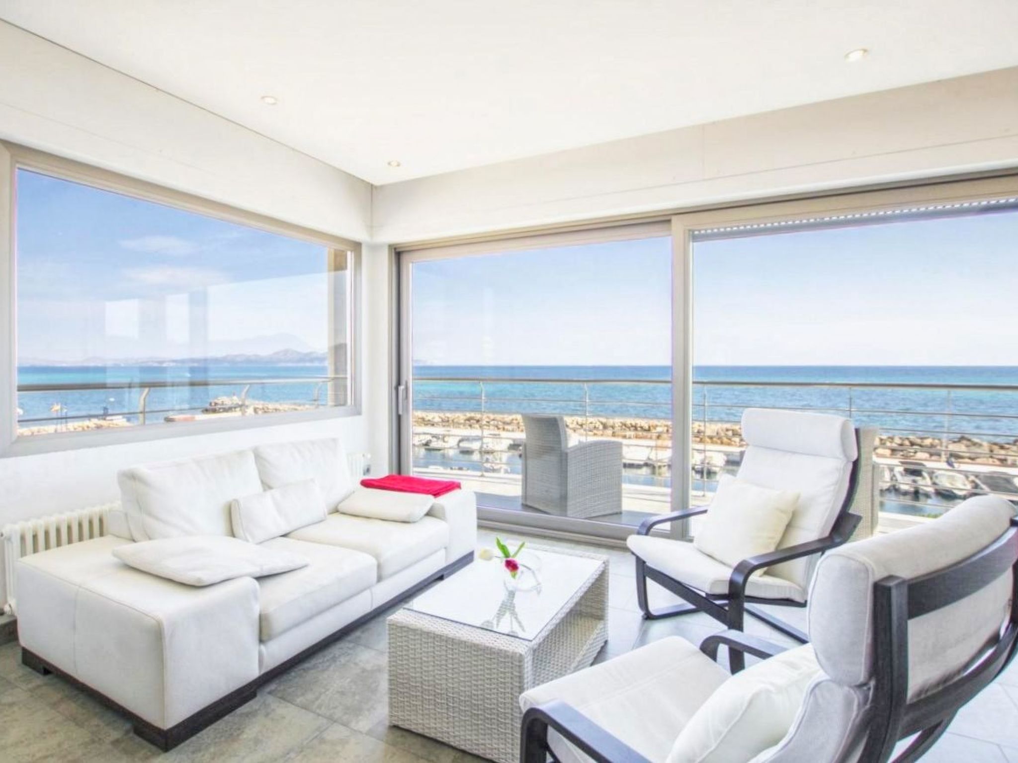 Ferienvilla in Strandnähe-Image-tags.info