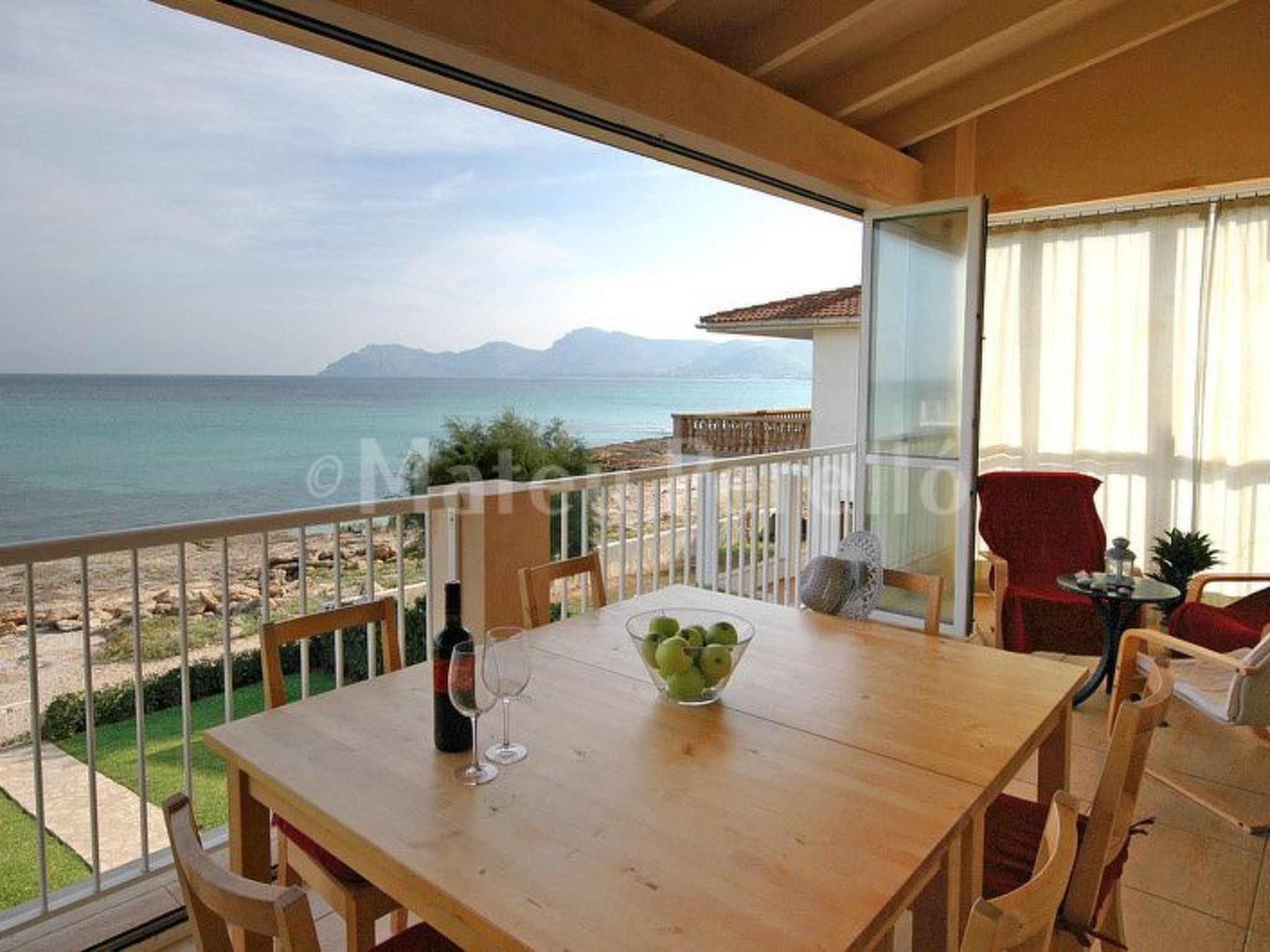 CAC-Atemberaubender Blick auf das Meer und den Strand-Image-tags.info