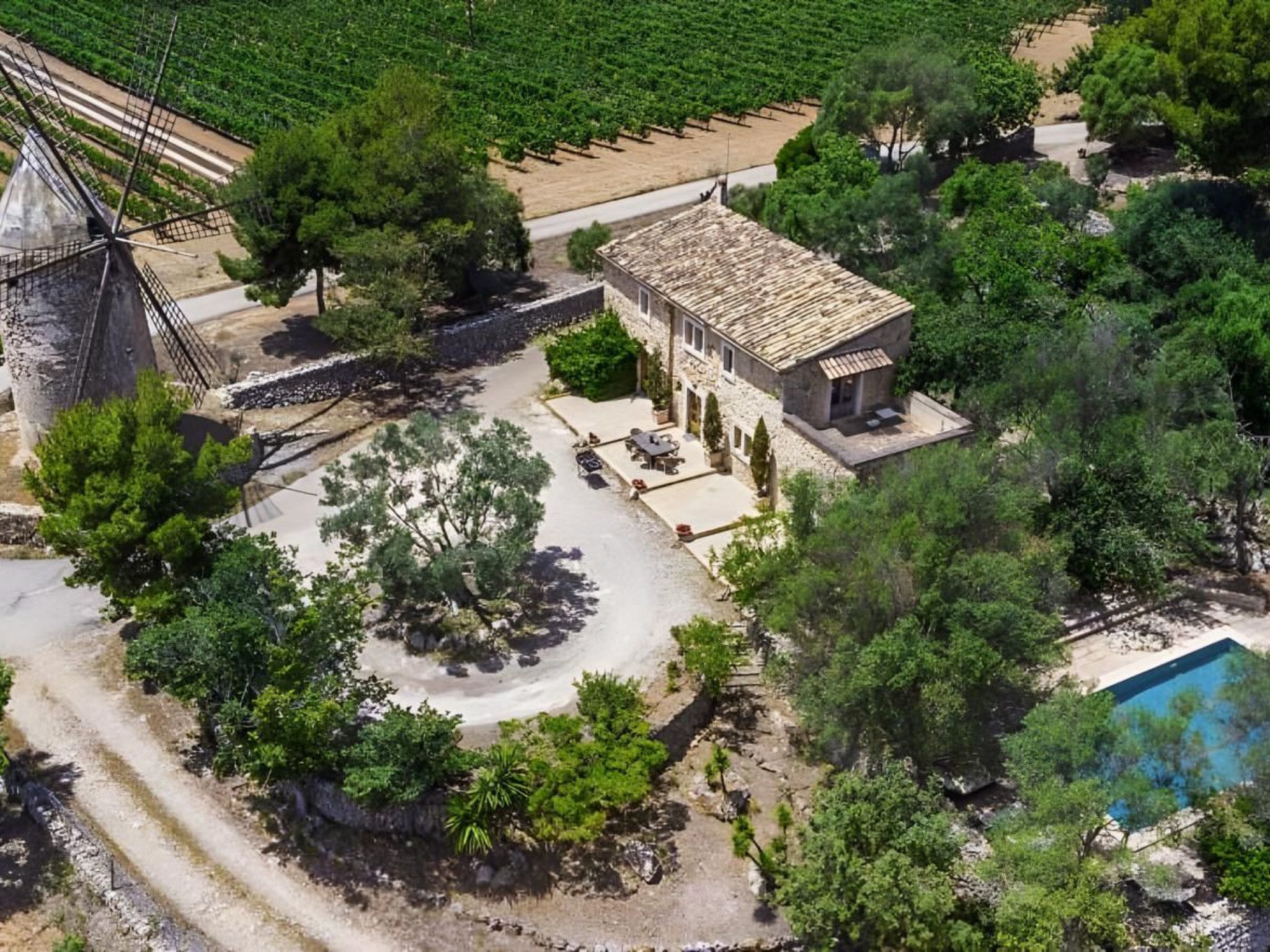 Vakantiehuis met privé zwembad in Santa Maria del Cami (Spanje) voor 8 personen