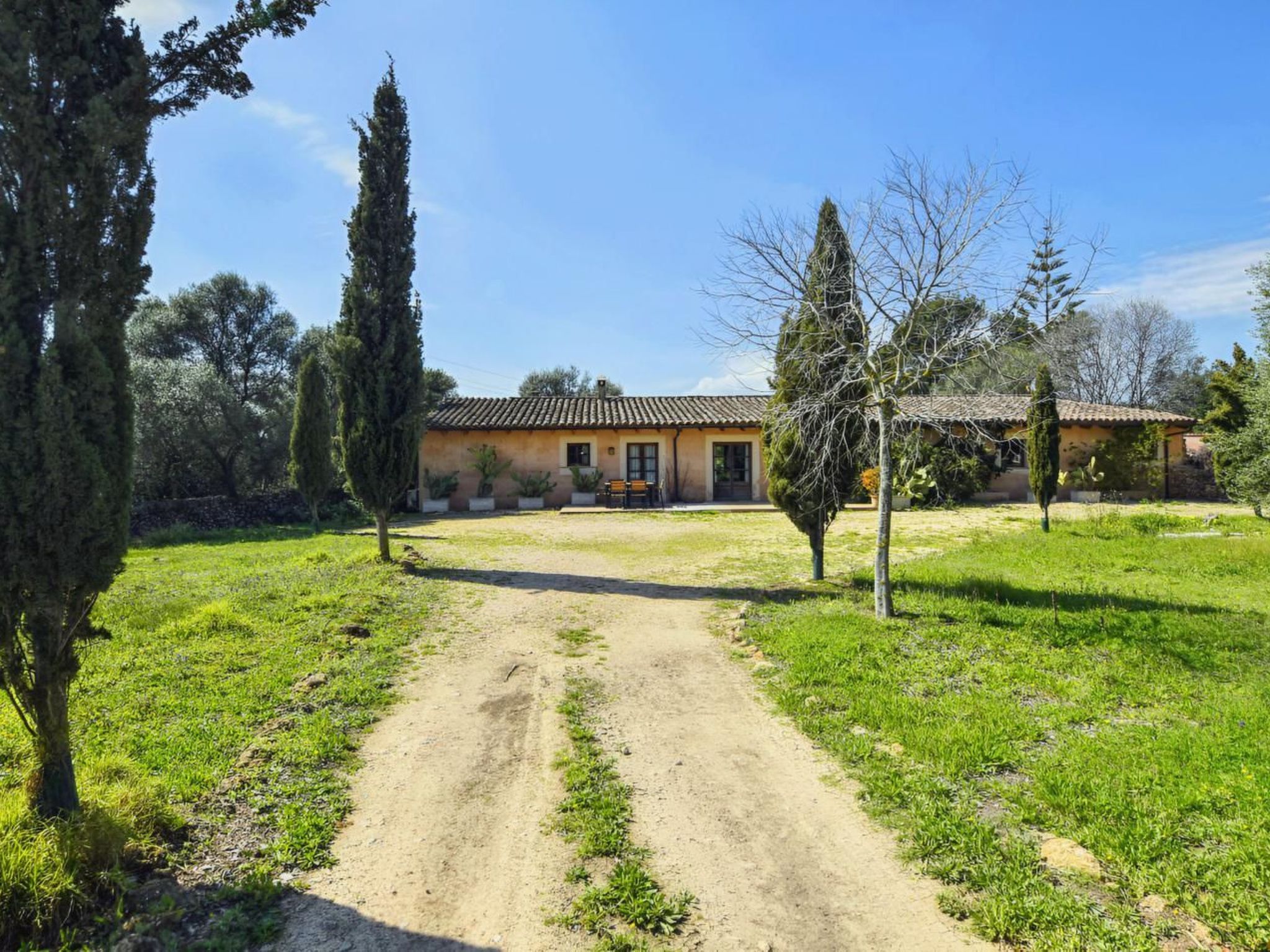 Finca in idyllischer Umgebung Pool & Klima 8 Pers