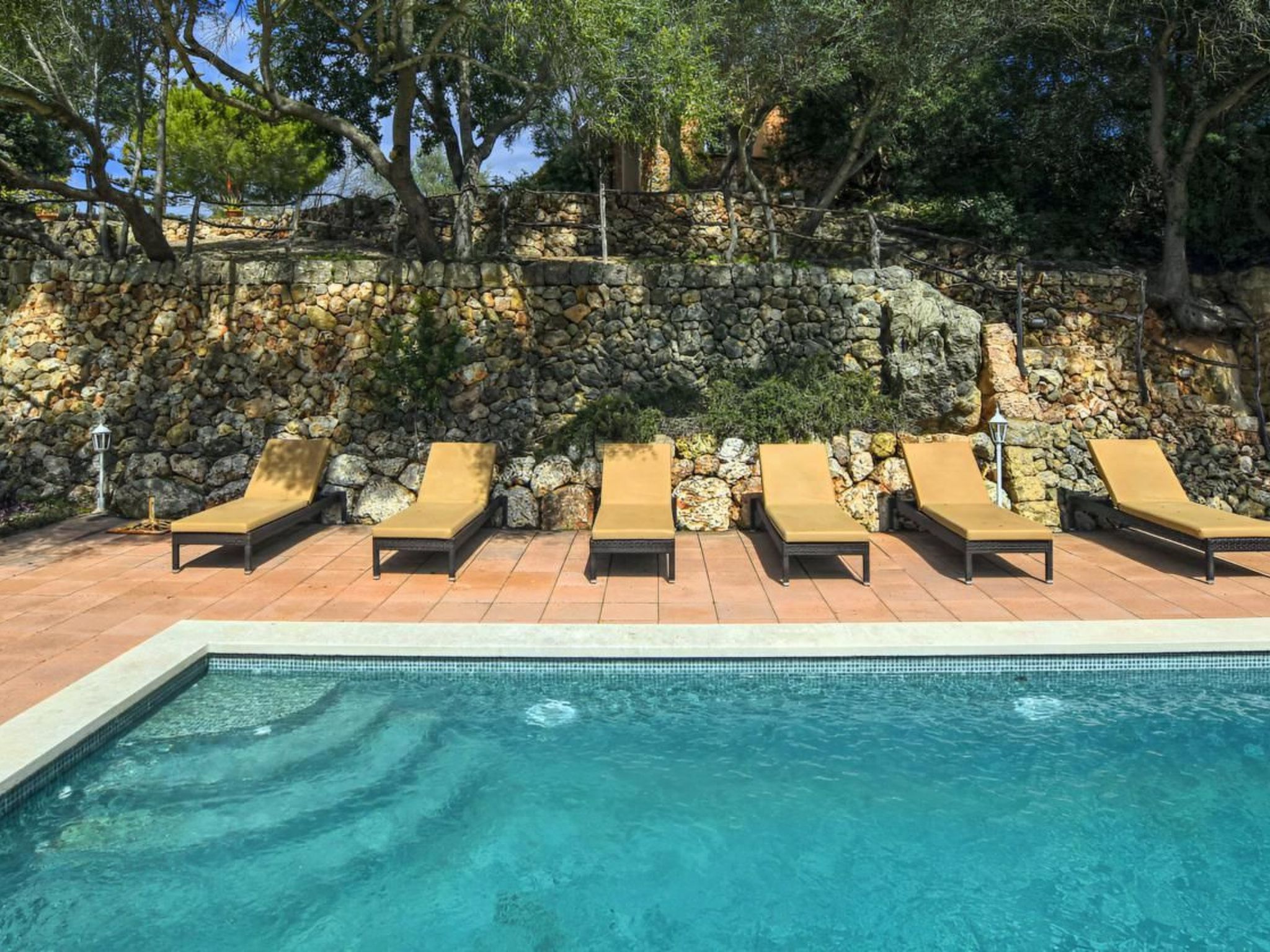 Finca in idyllischer Umgebung Pool & Klima 8 Pers-Image-tags.info