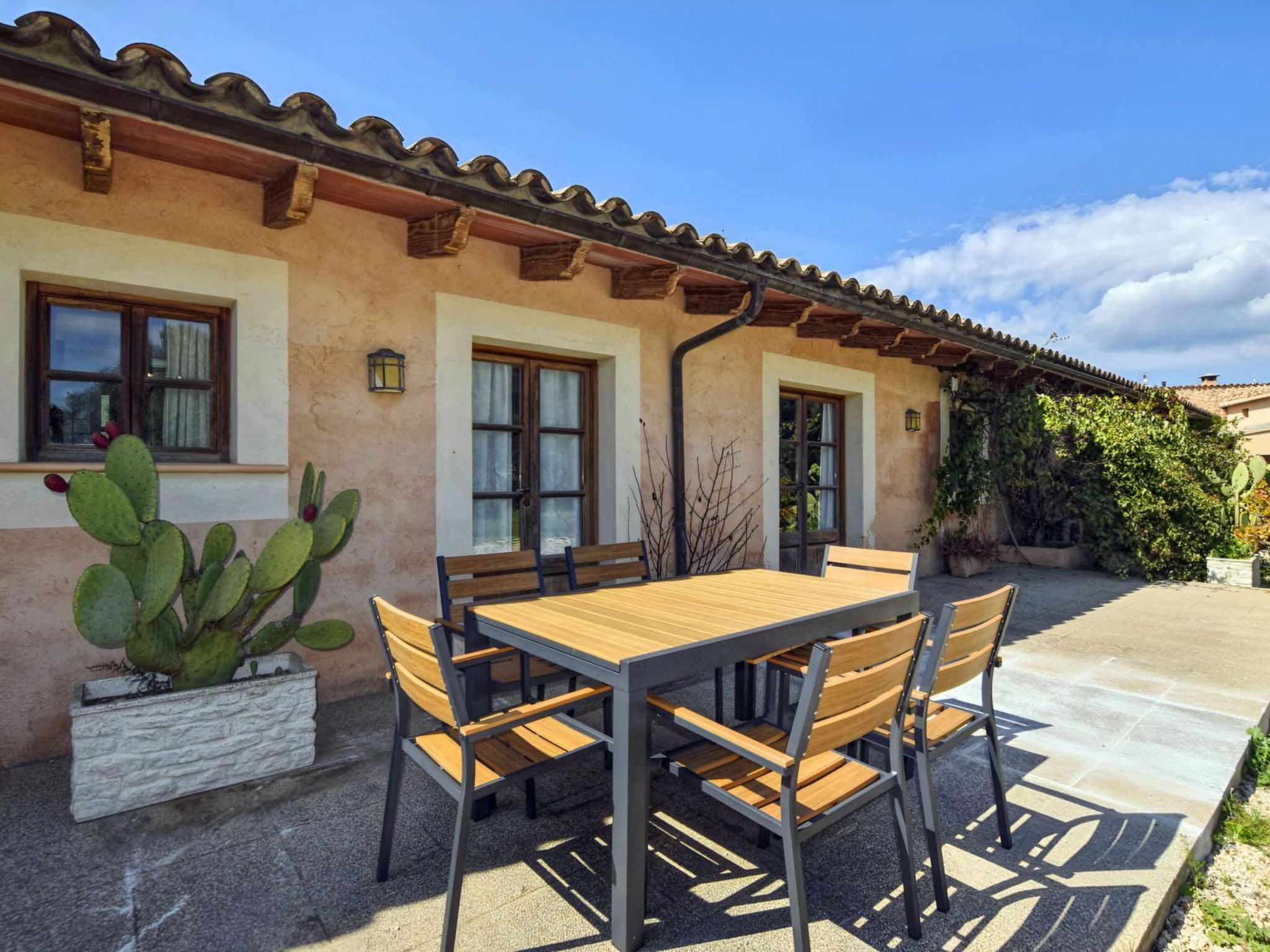 Finca in idyllischer Umgebung Pool & Klima 8 Pers-Image-tags.info