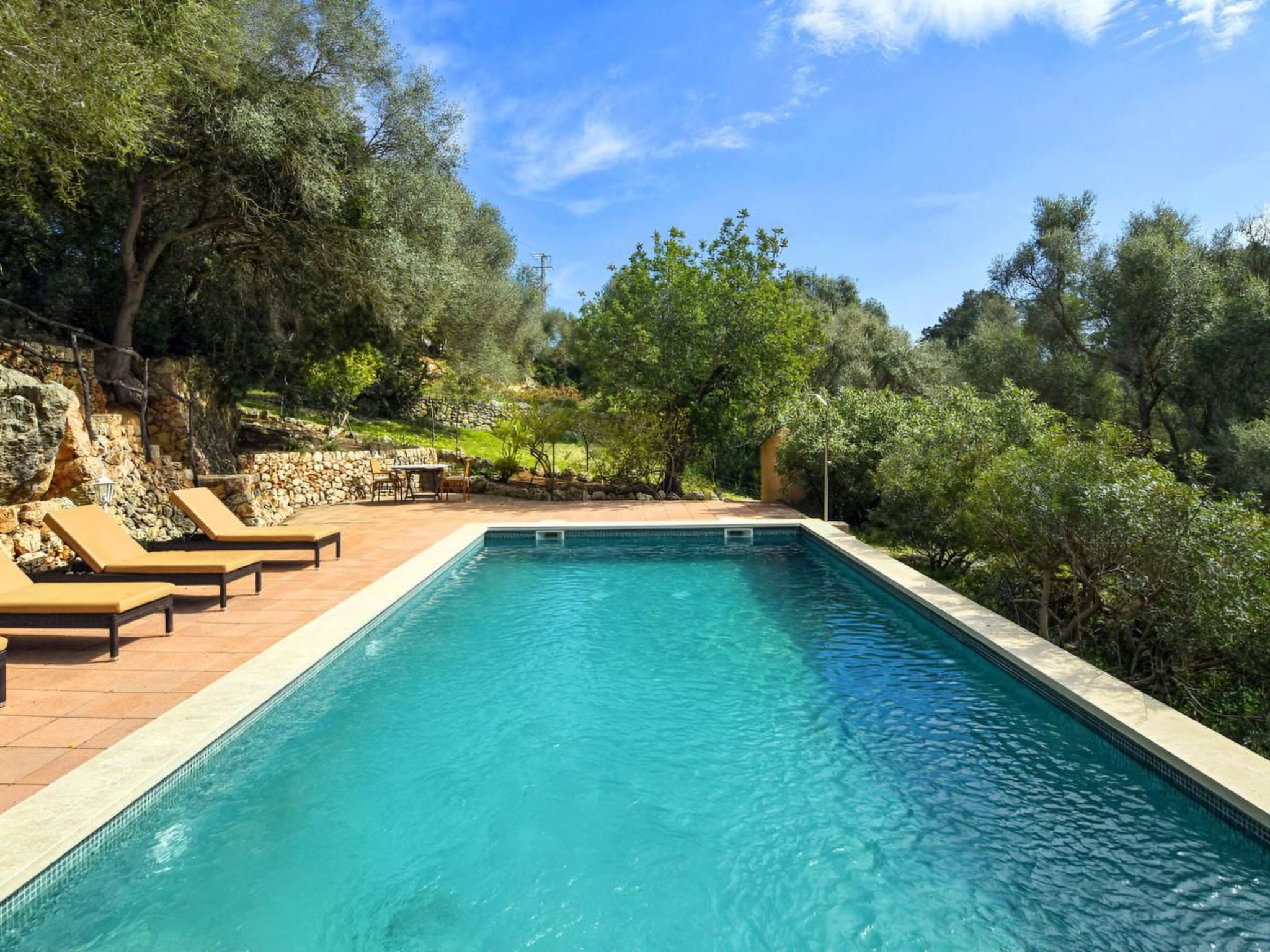 Finca in idyllischer Umgebung Pool & Klima 8 Pers-Image-tags.info