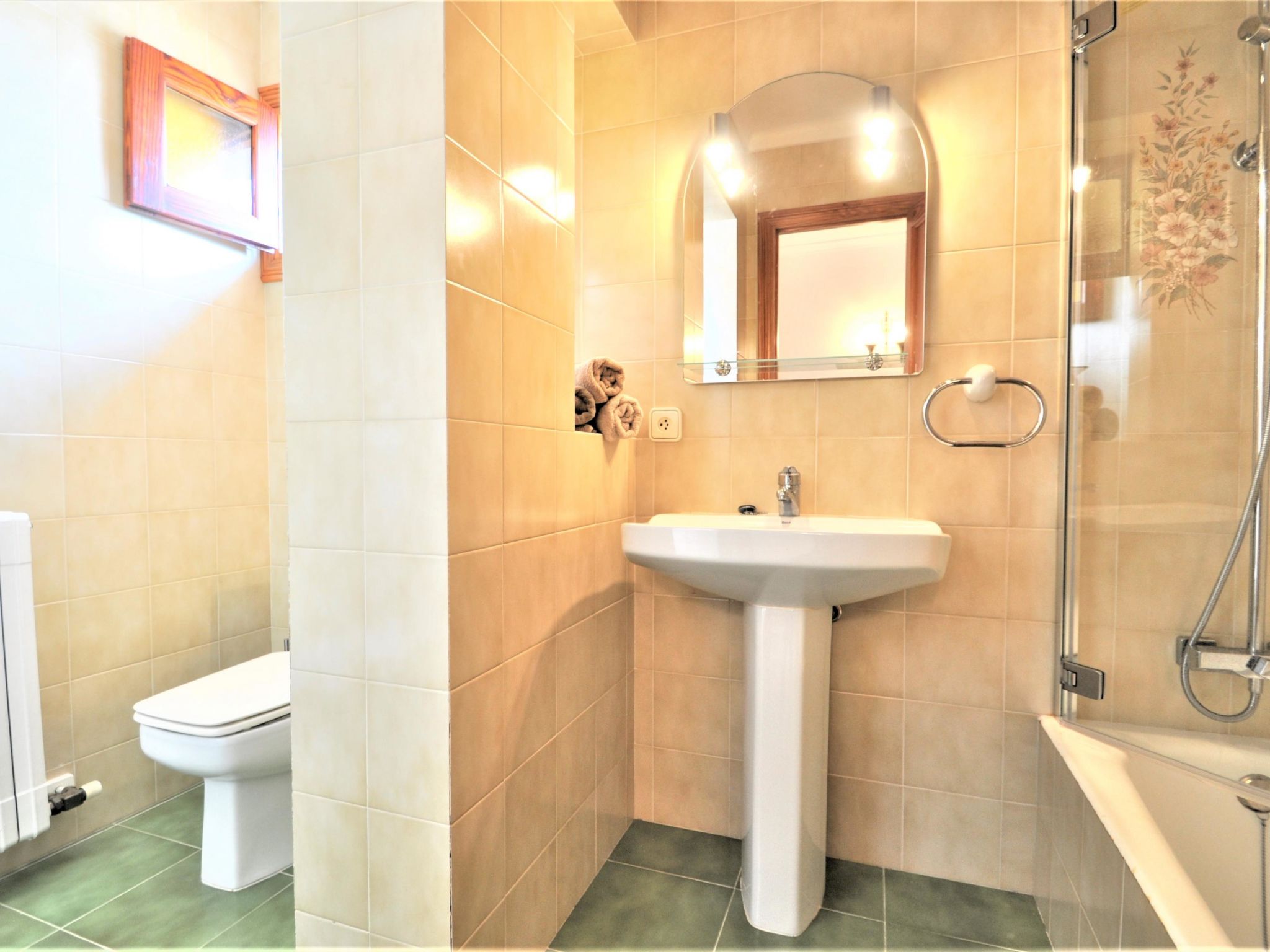CA NA MALEN Hermosa casa para familias con gran piscina, jardín. - WiFi Gratis - Binnen