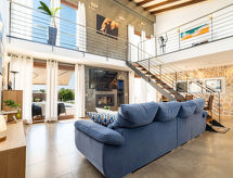 Moderne villa met privézwembad en grote tuin op slechts 13 km van het strand - thumbnail 5