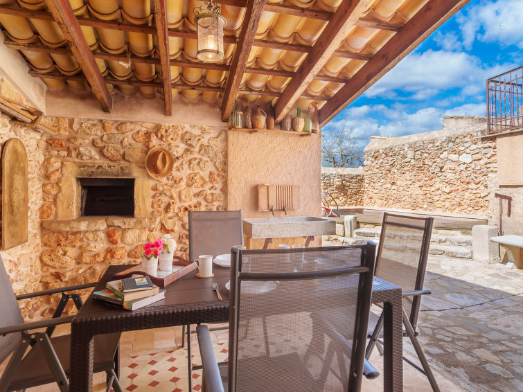 Search and Stay destination Sencelles, IB - Spain from AU$ 283. Can Xerret