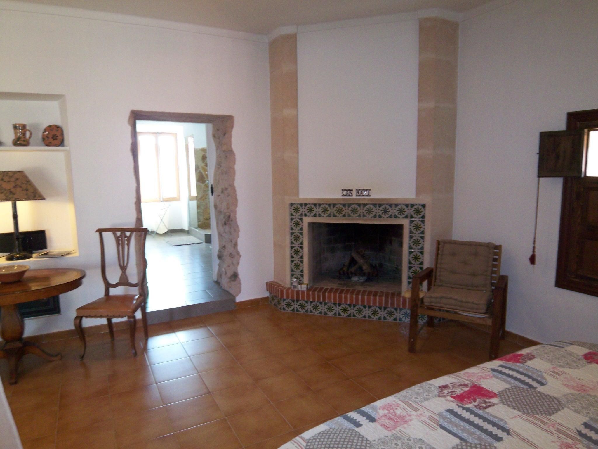 Can Mavi 02-Image-tags.info