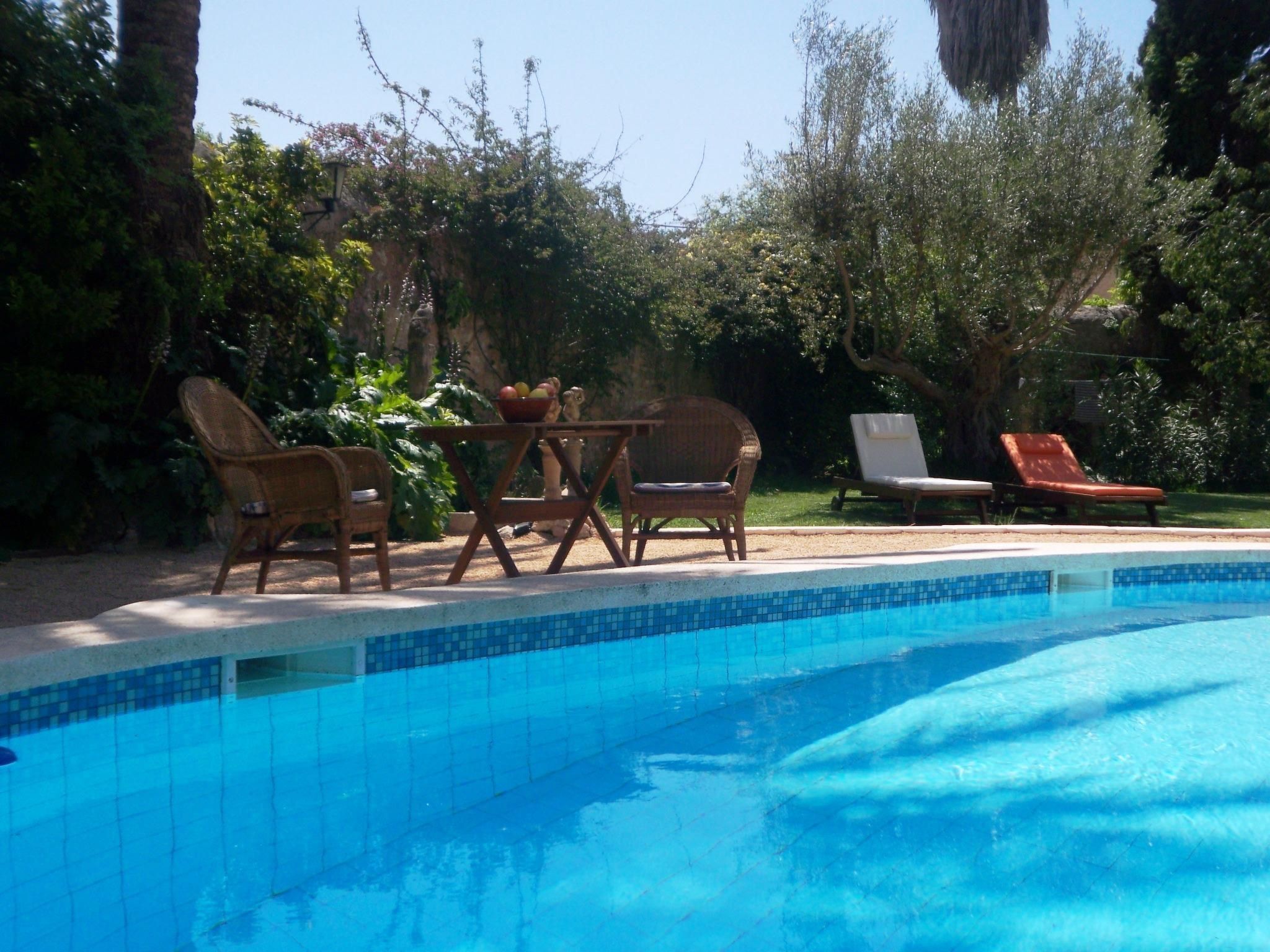 Can Mavi 02-Image-tags.info