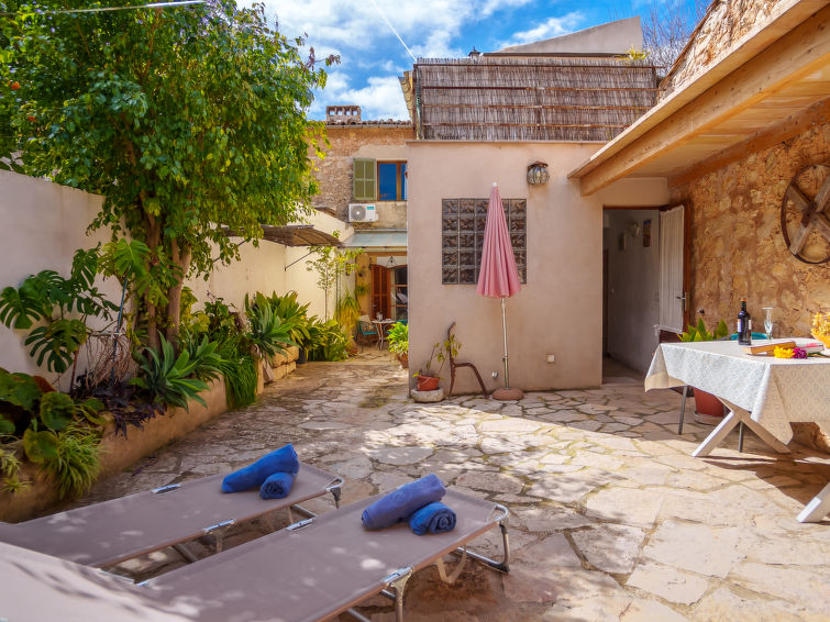Search and Stay destination Binissalem, IB - Spain from AU$ 256. Can Salom