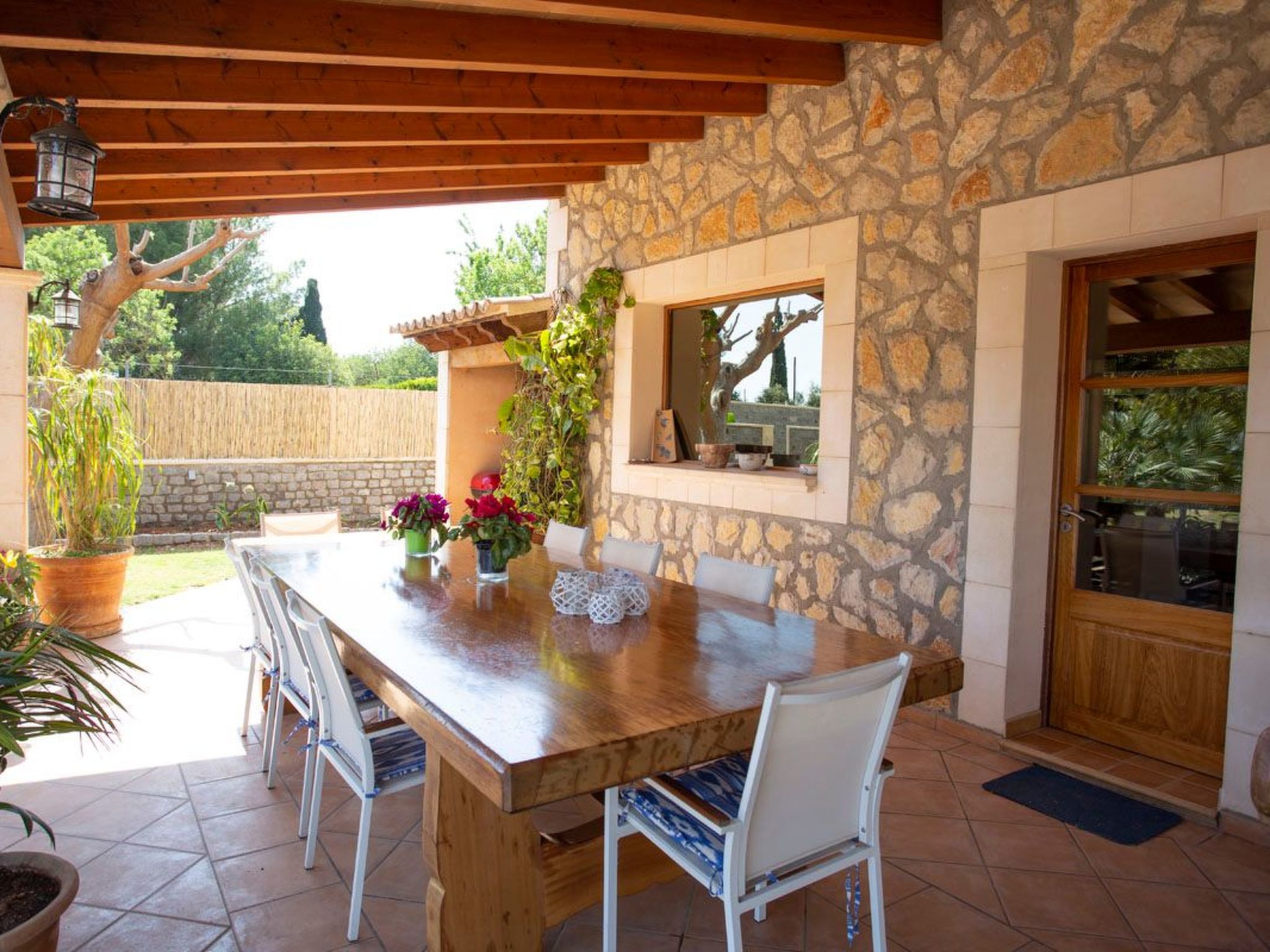 Finca mit Tennisplatz und Schwimmbad-Binnen