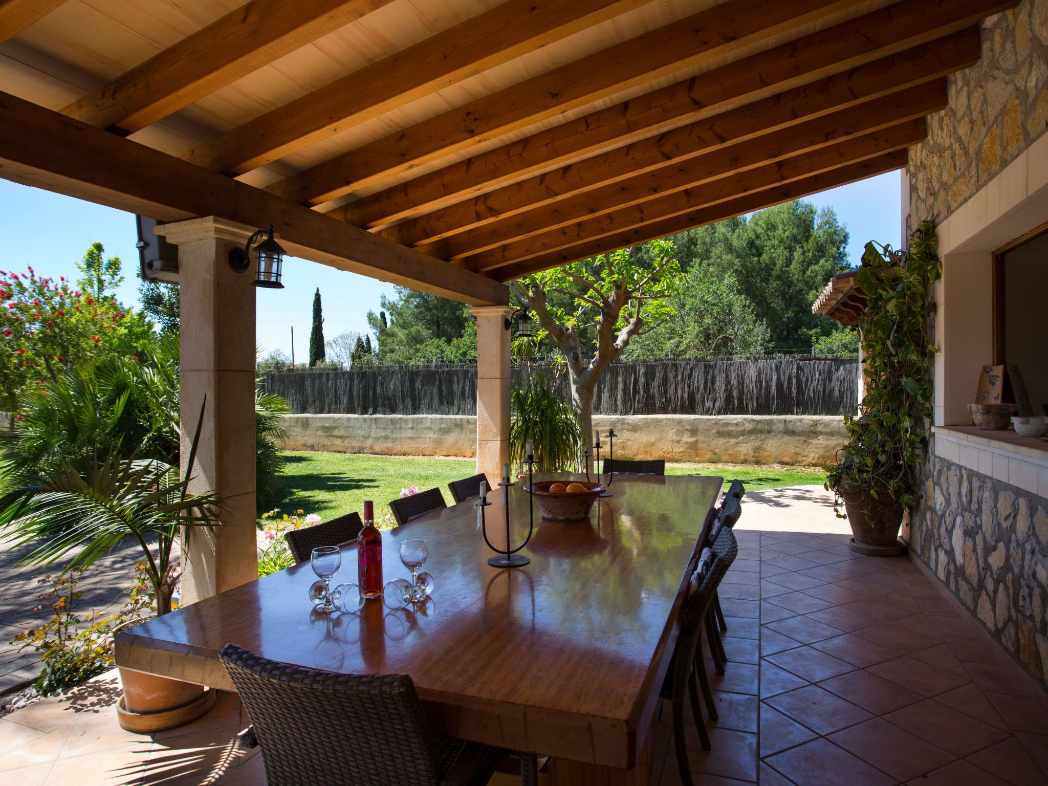 Finca mit Tennisplatz und Schwimmbad-Binnen