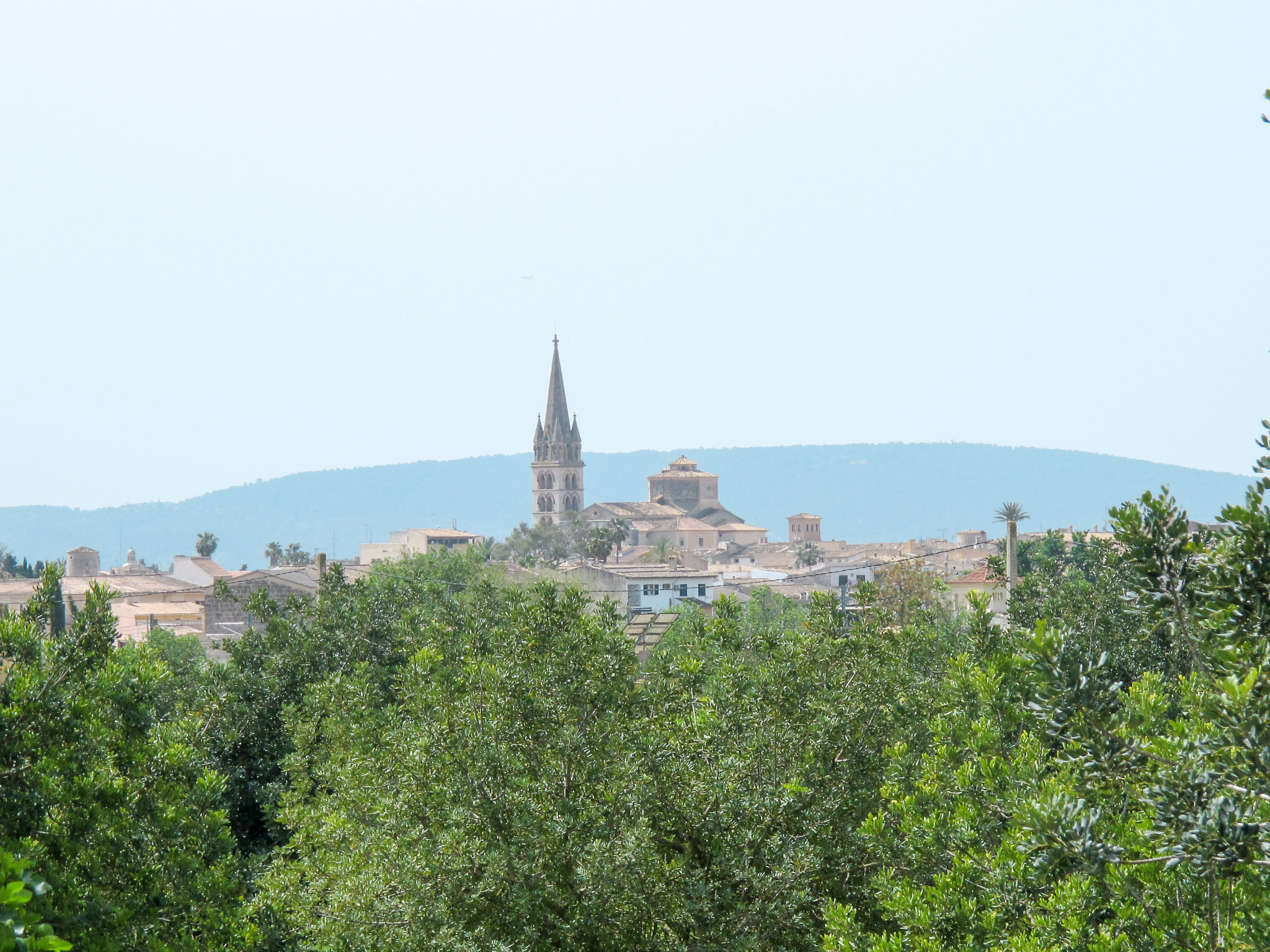 Finca mit Tennisplatz und Schwimmbad-Omgeving
