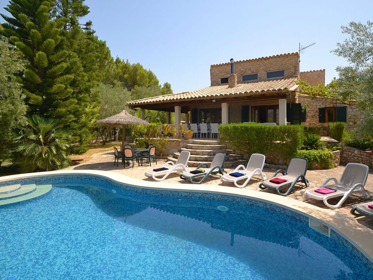 Bergzicht en rust in vakantiehuis Roura in Mancor de la Vall in Mancor de la Vall