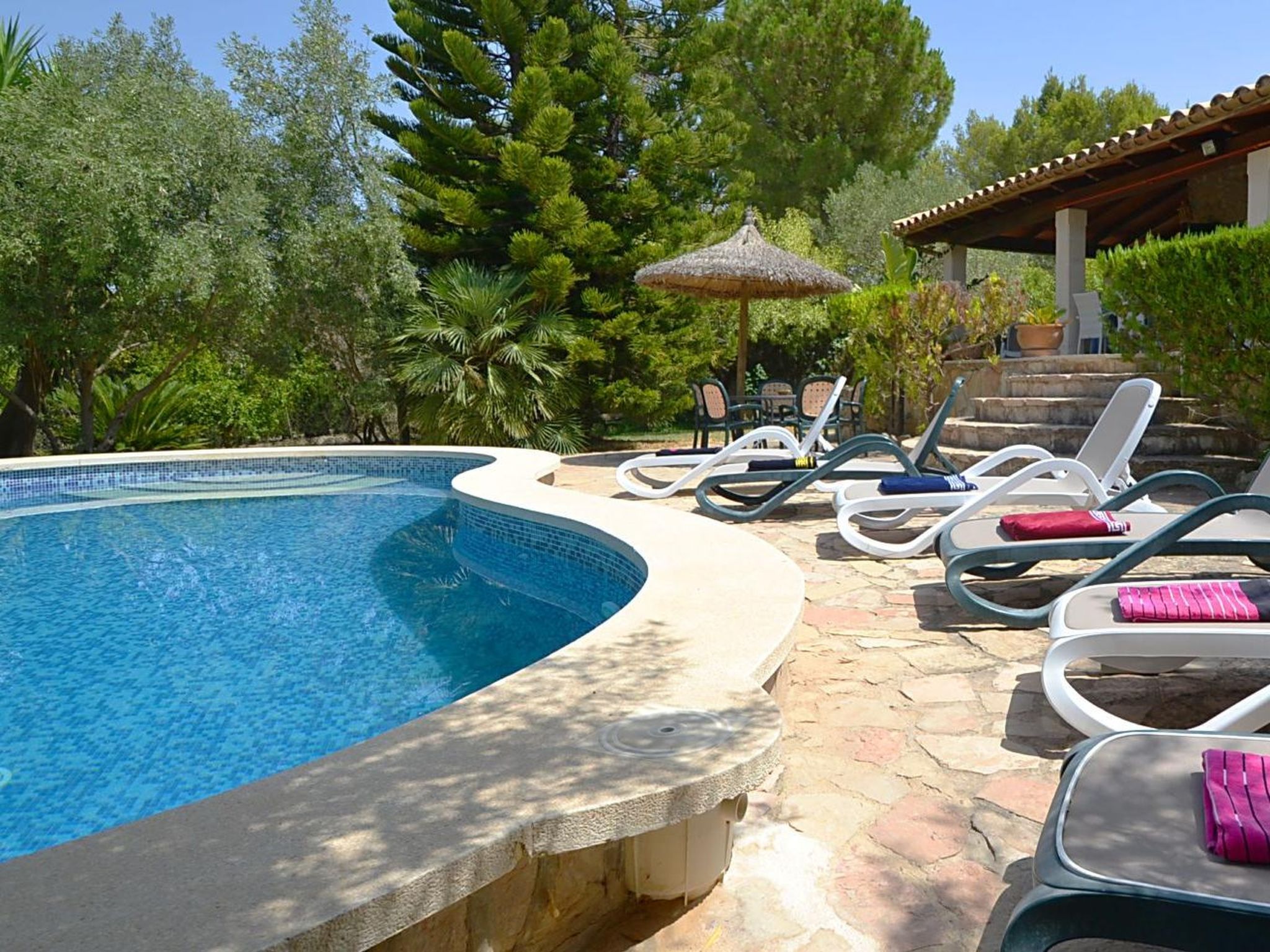 Roura — Pool Outdoor (5 of 28)