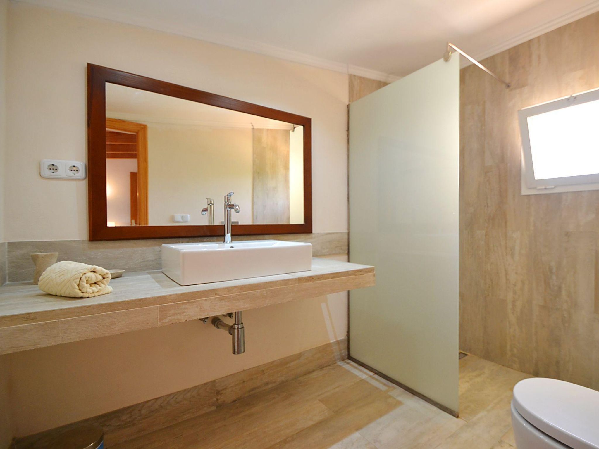 Maison Roura – Salle de bains, photo 13 sur 28