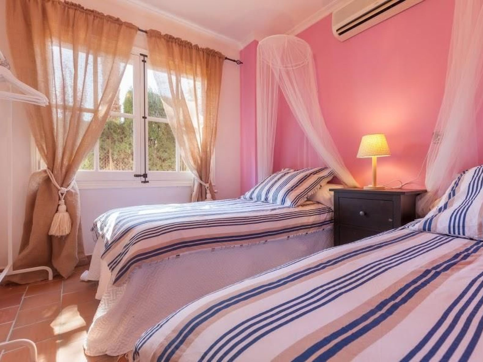 Schöne Villa mit Schwimmbad in Mancor de la Vall-Image-tags.info