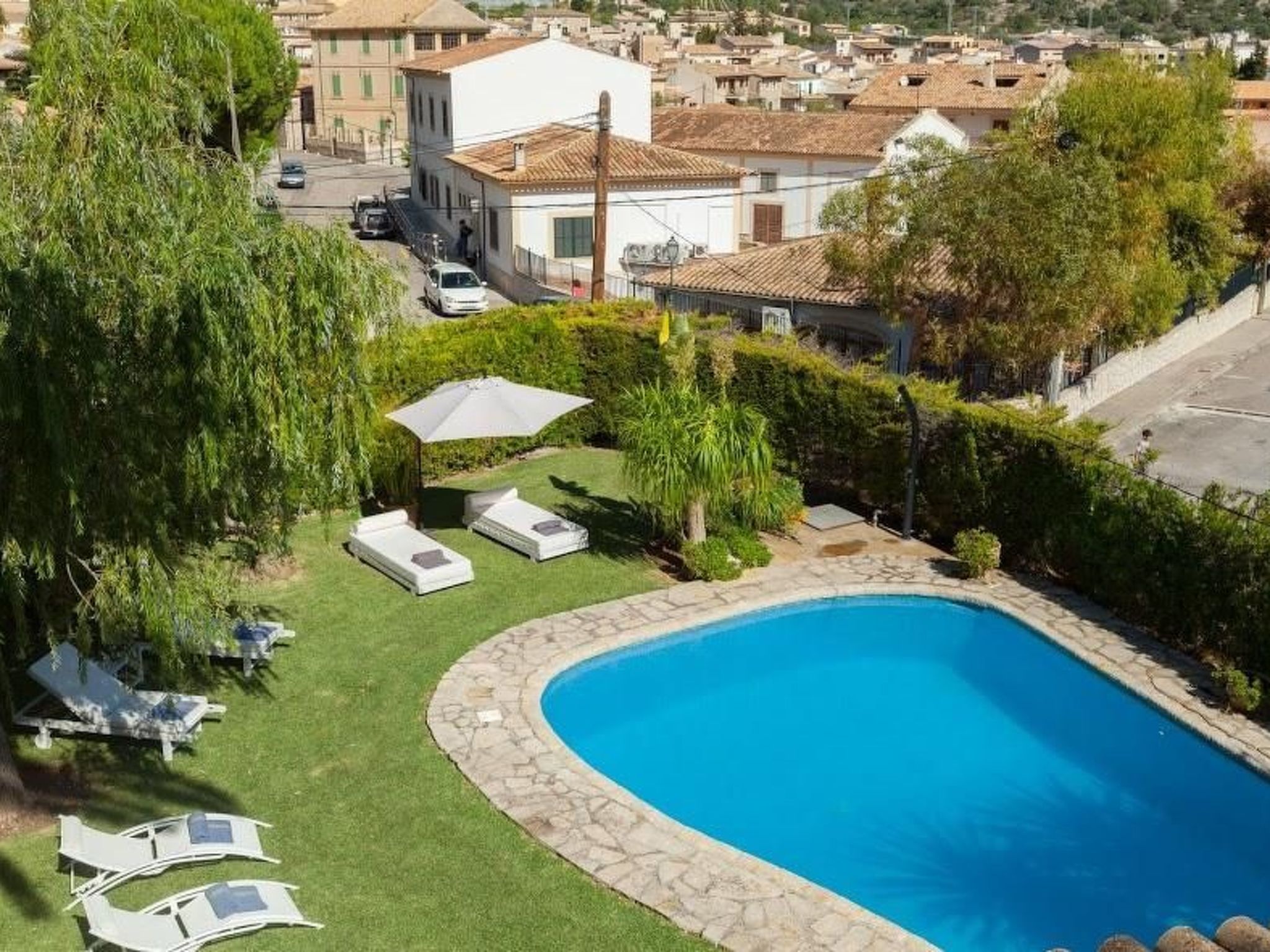 Schöne Villa mit Schwimmbad in Mancor de la Vall-Drinnen